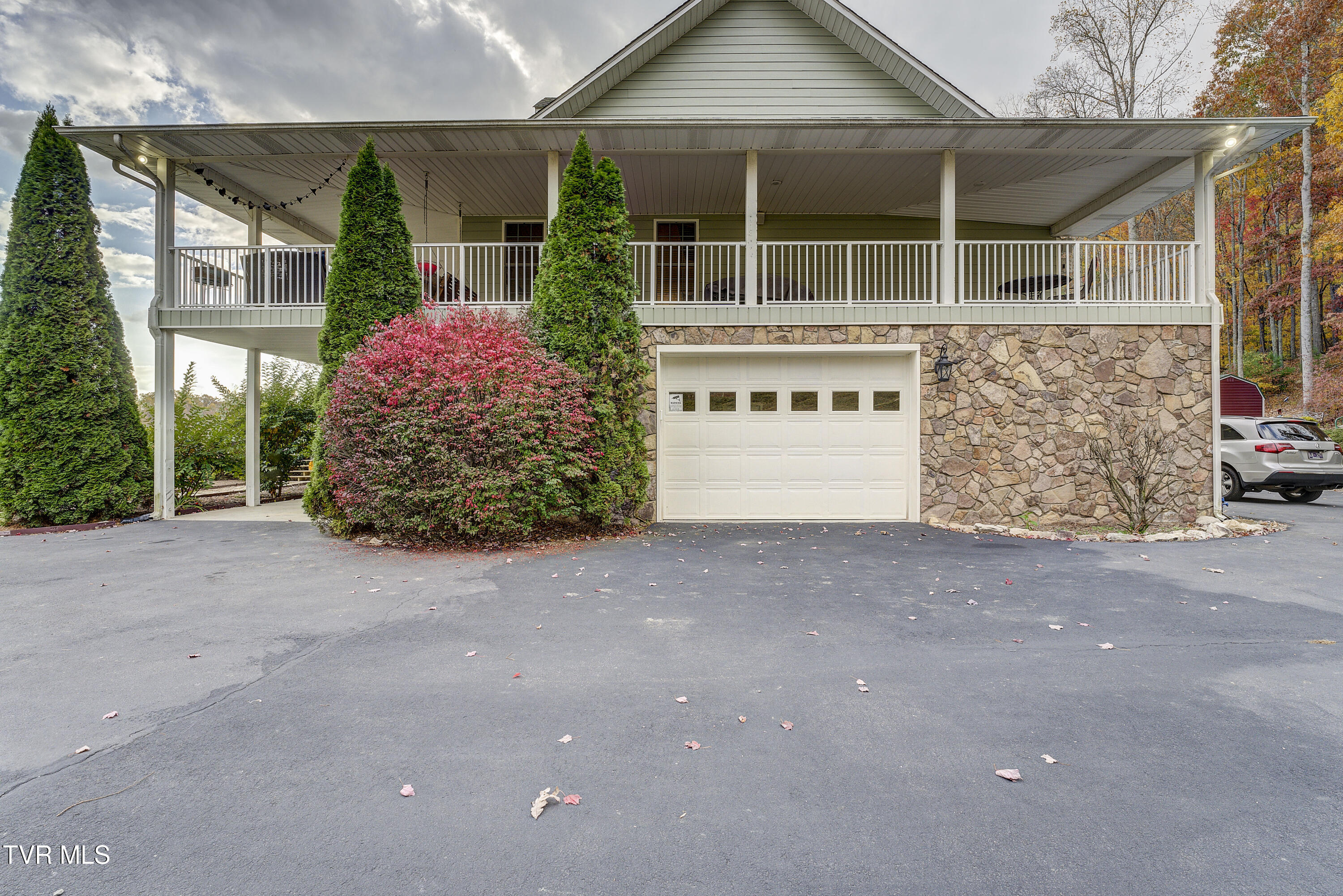 1008 Holly Meadow Rd Road Property Photo 100