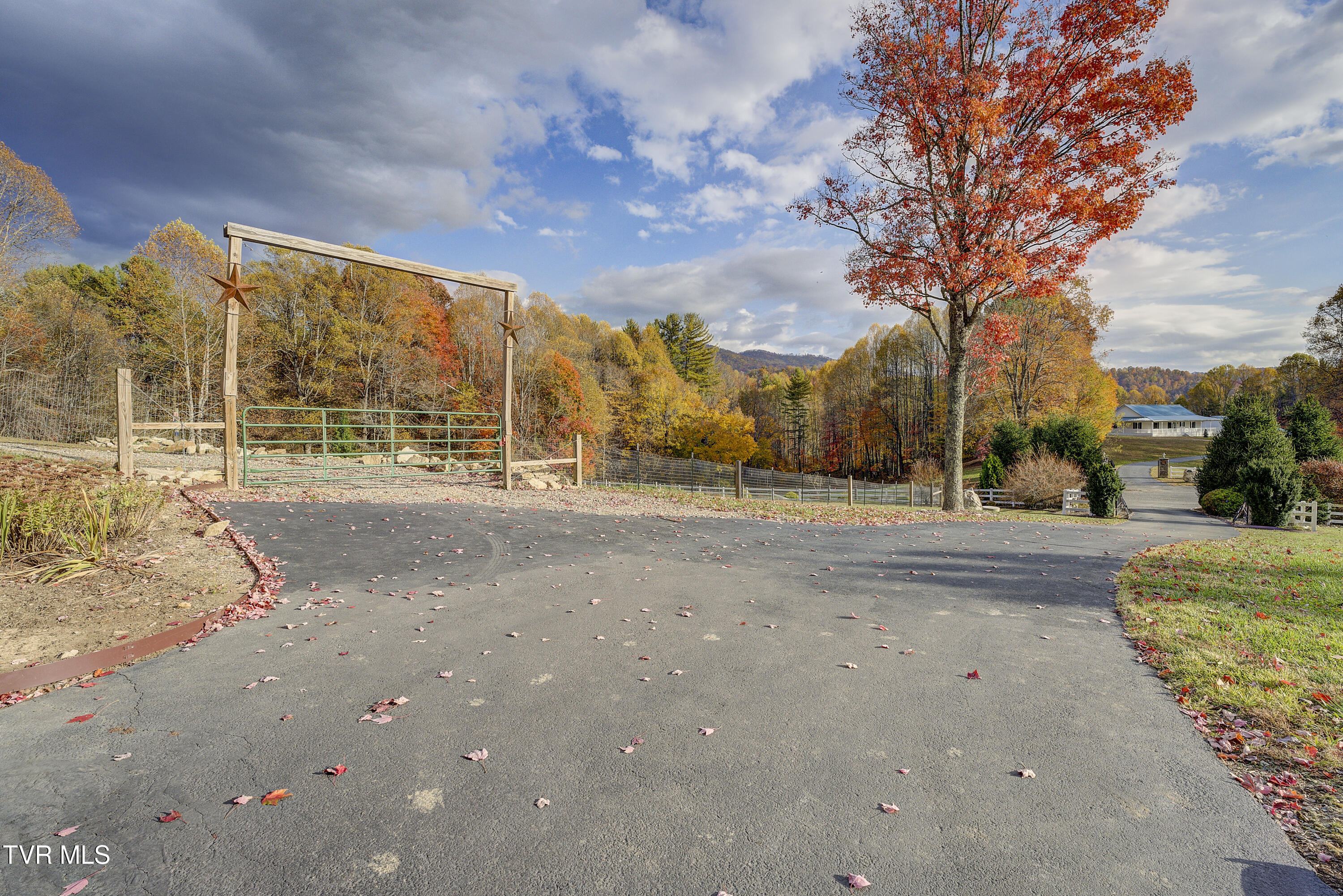 1008 Holly Meadow Rd Road Property Photo 105