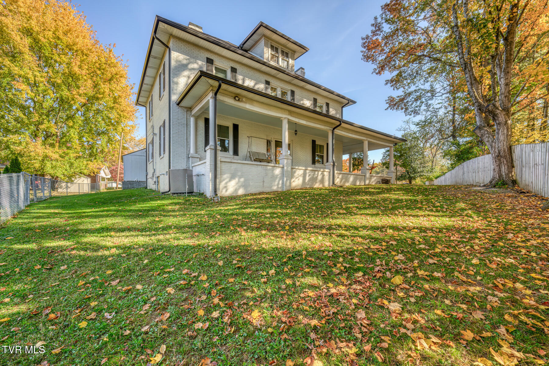 1505 West Lakeview Drive Property Photo 43