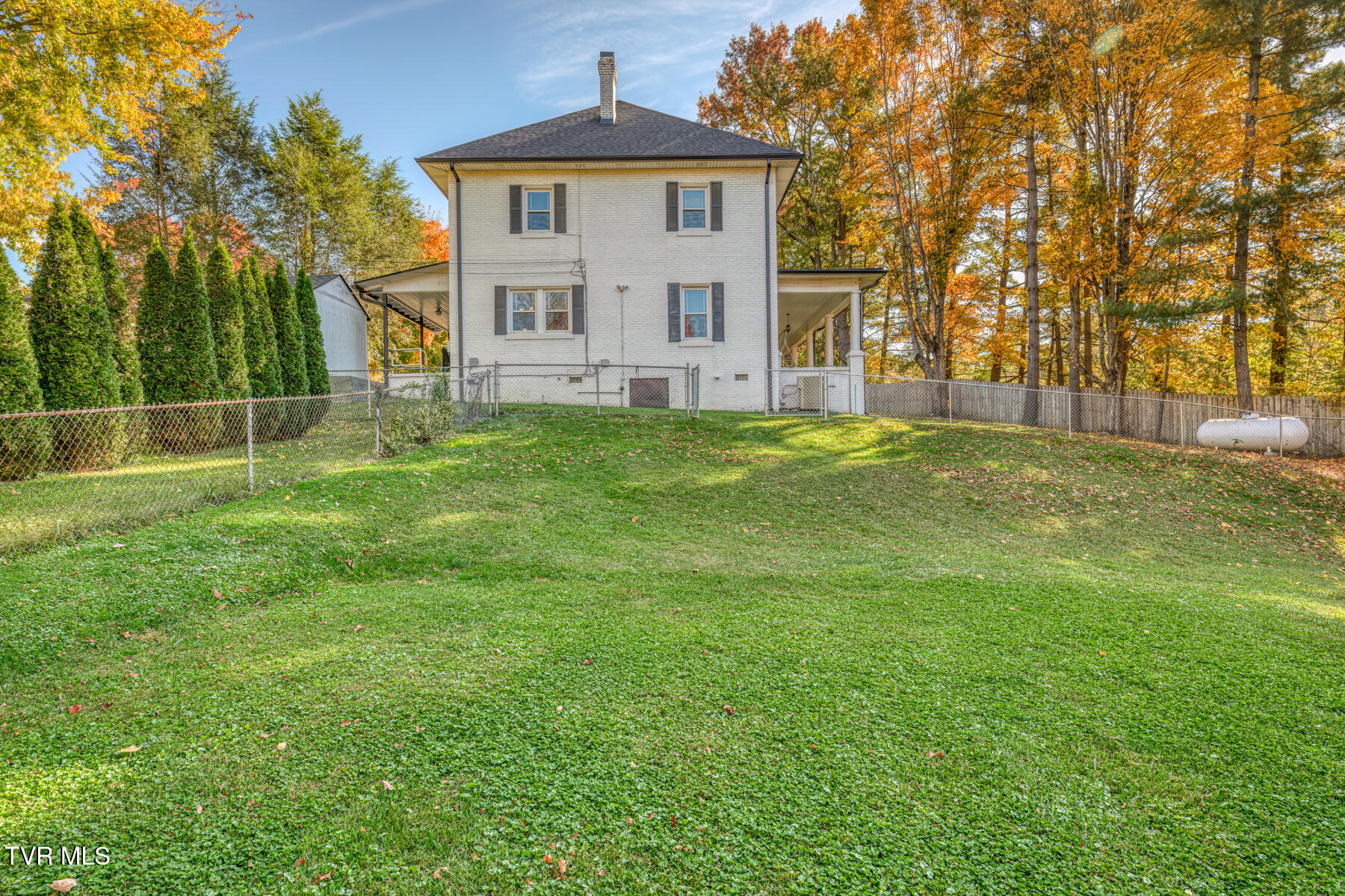 1505 West Lakeview Drive Property Photo 46