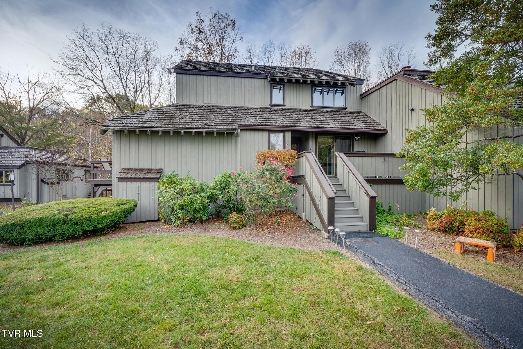 138 Columbine Road Property Photo