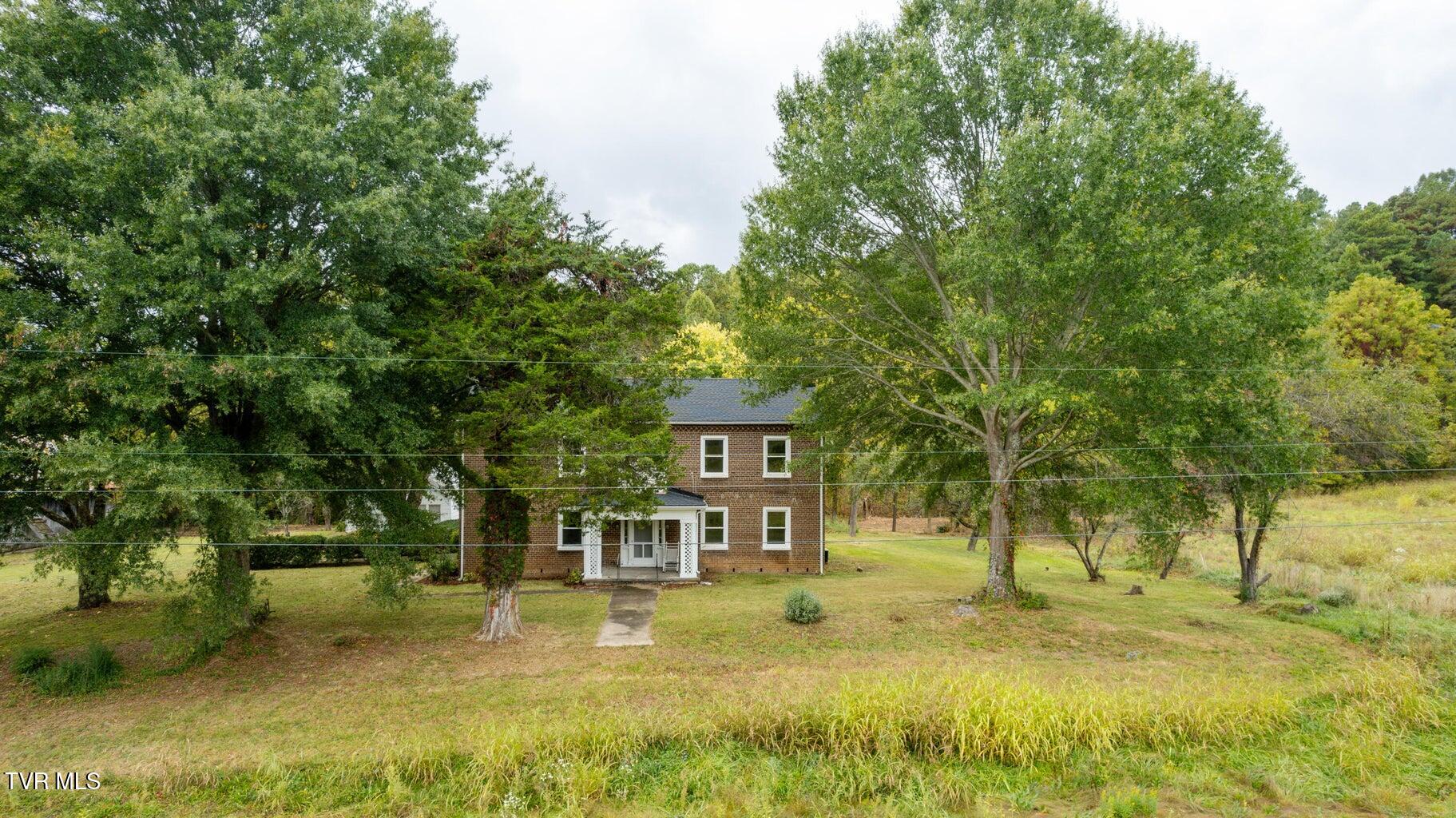 401 Arrowood Road Property Photo
