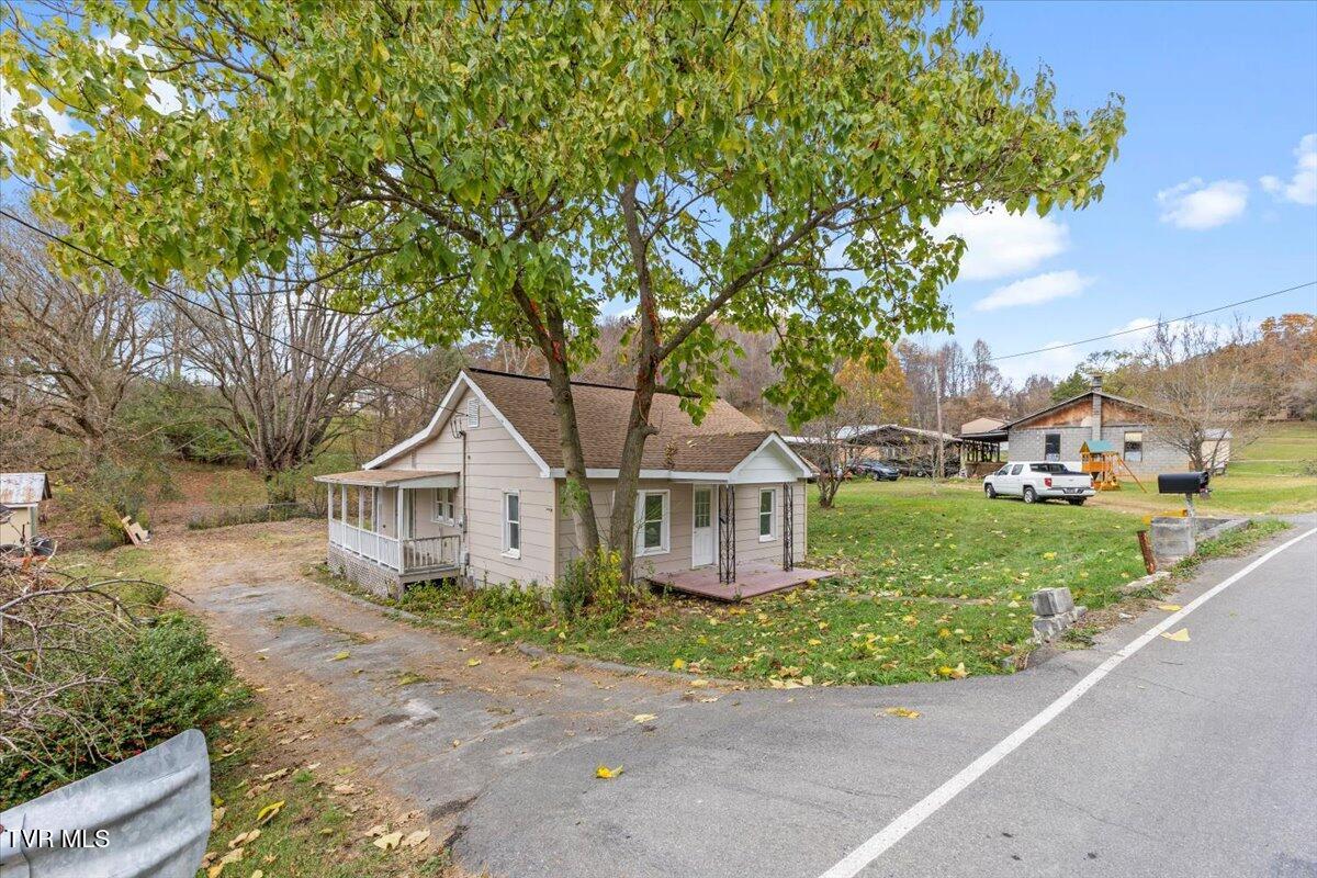 424 Lucy Road Property Photo