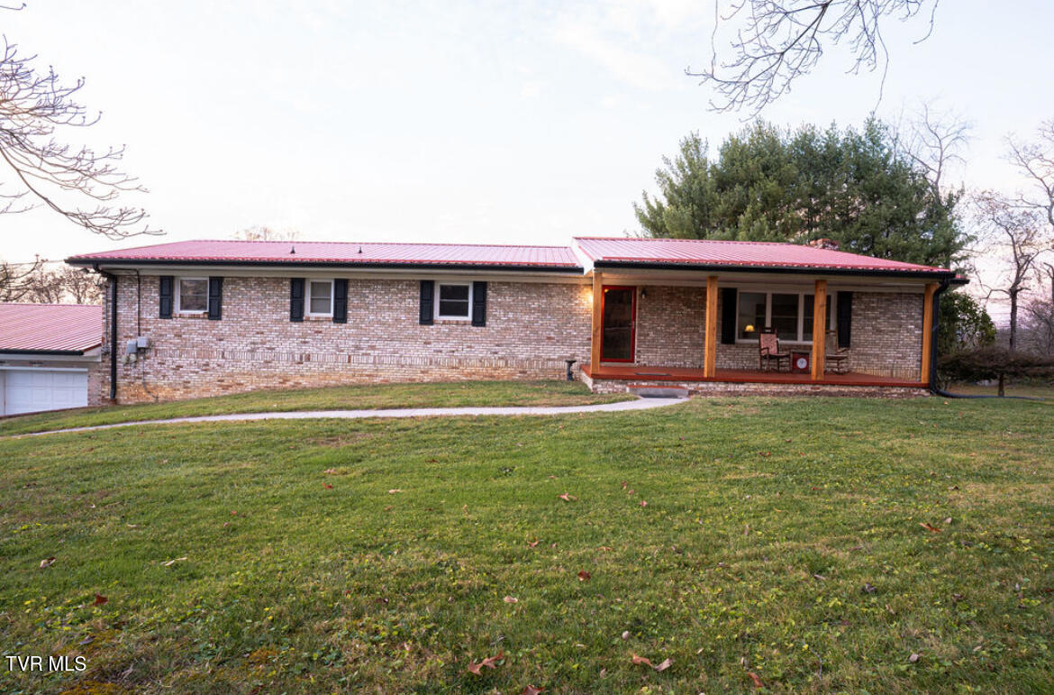 435 Shawnee Drive Property Photo