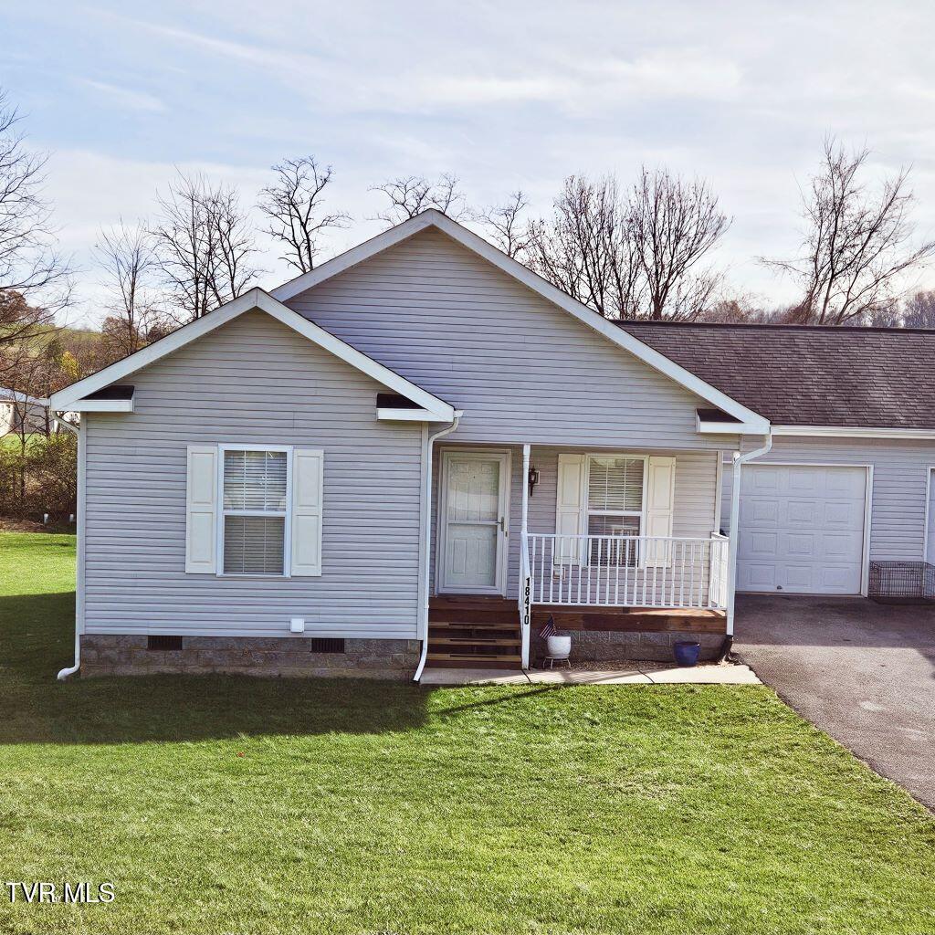 18410 Fortunes Way Way Property Photo