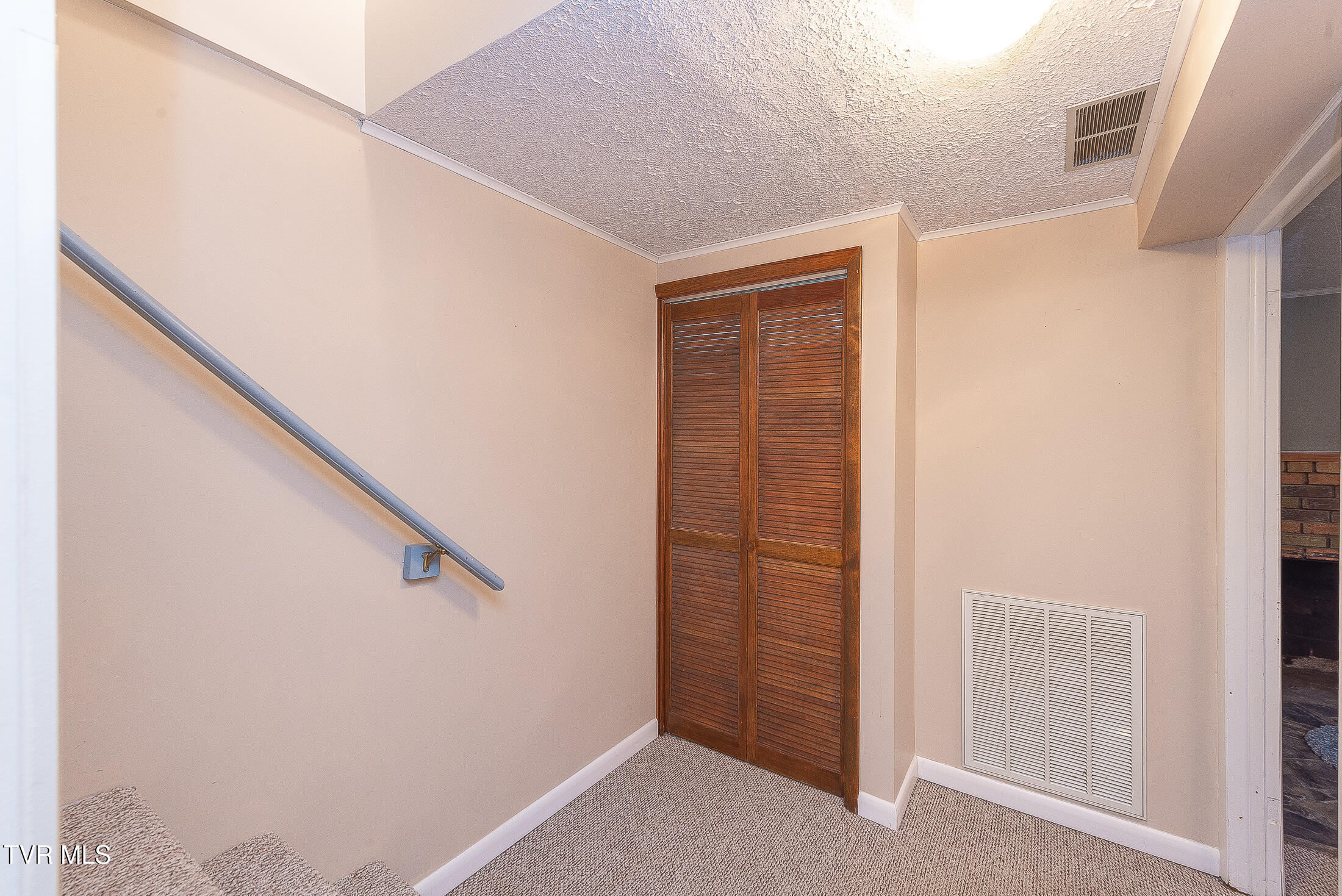 4005 Leaning Pine Road Property Photo 25