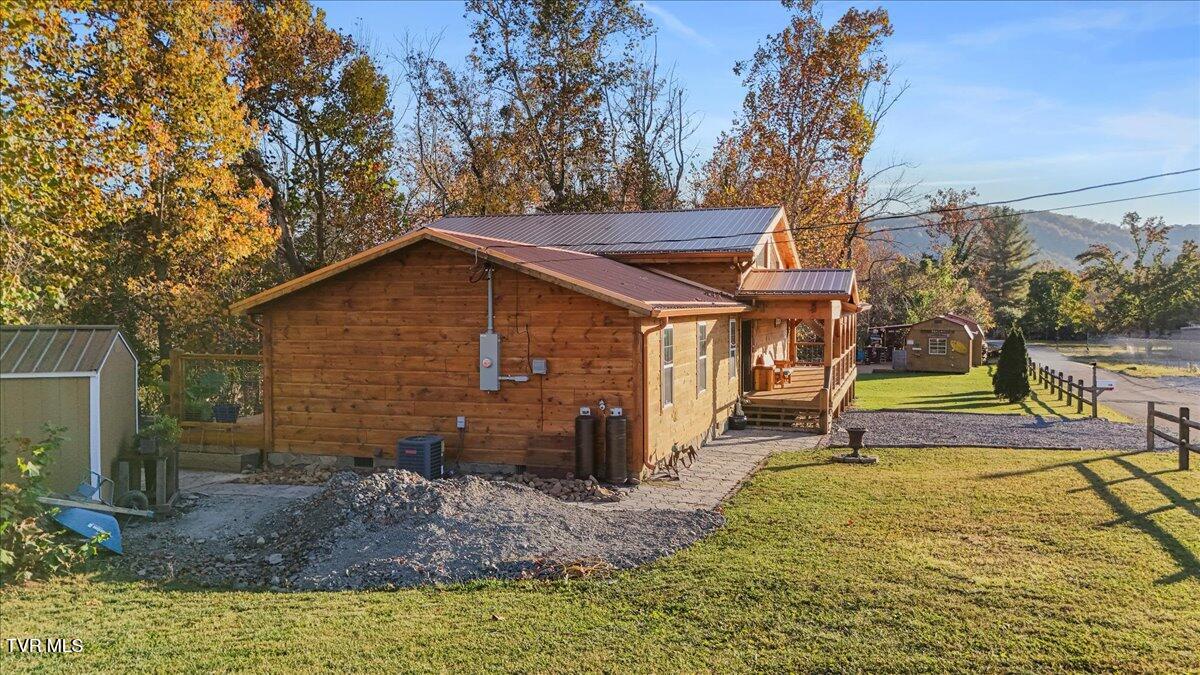 109 Dan Bowers Road Property Photo 3
