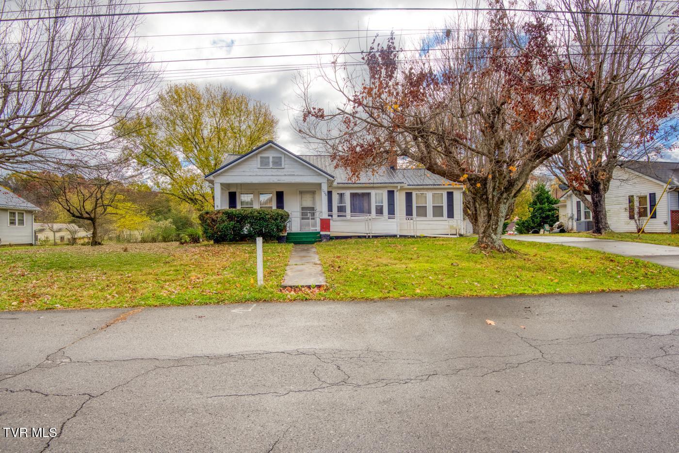 1006 East Mckinney Avenue Property Photo