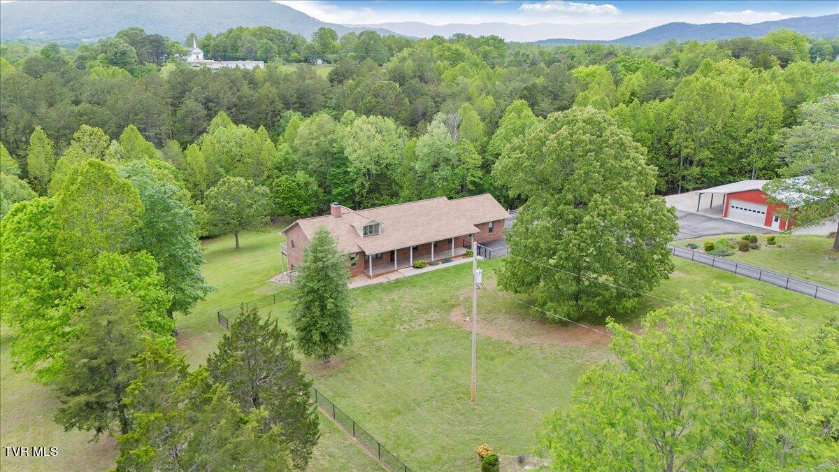1303 Thaxton Mountain Rd Road Property Photo