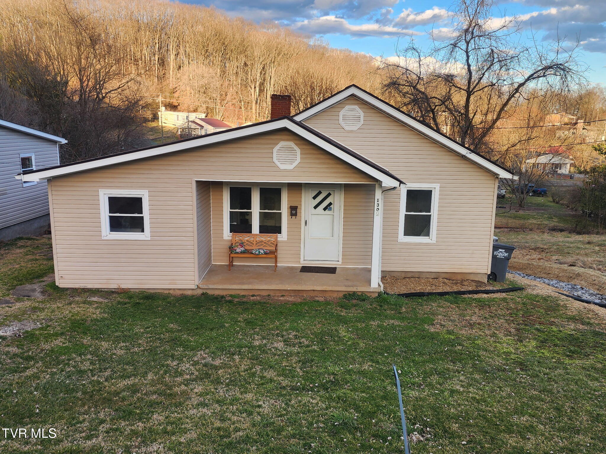 1307 Riverside Avenue Property Photo