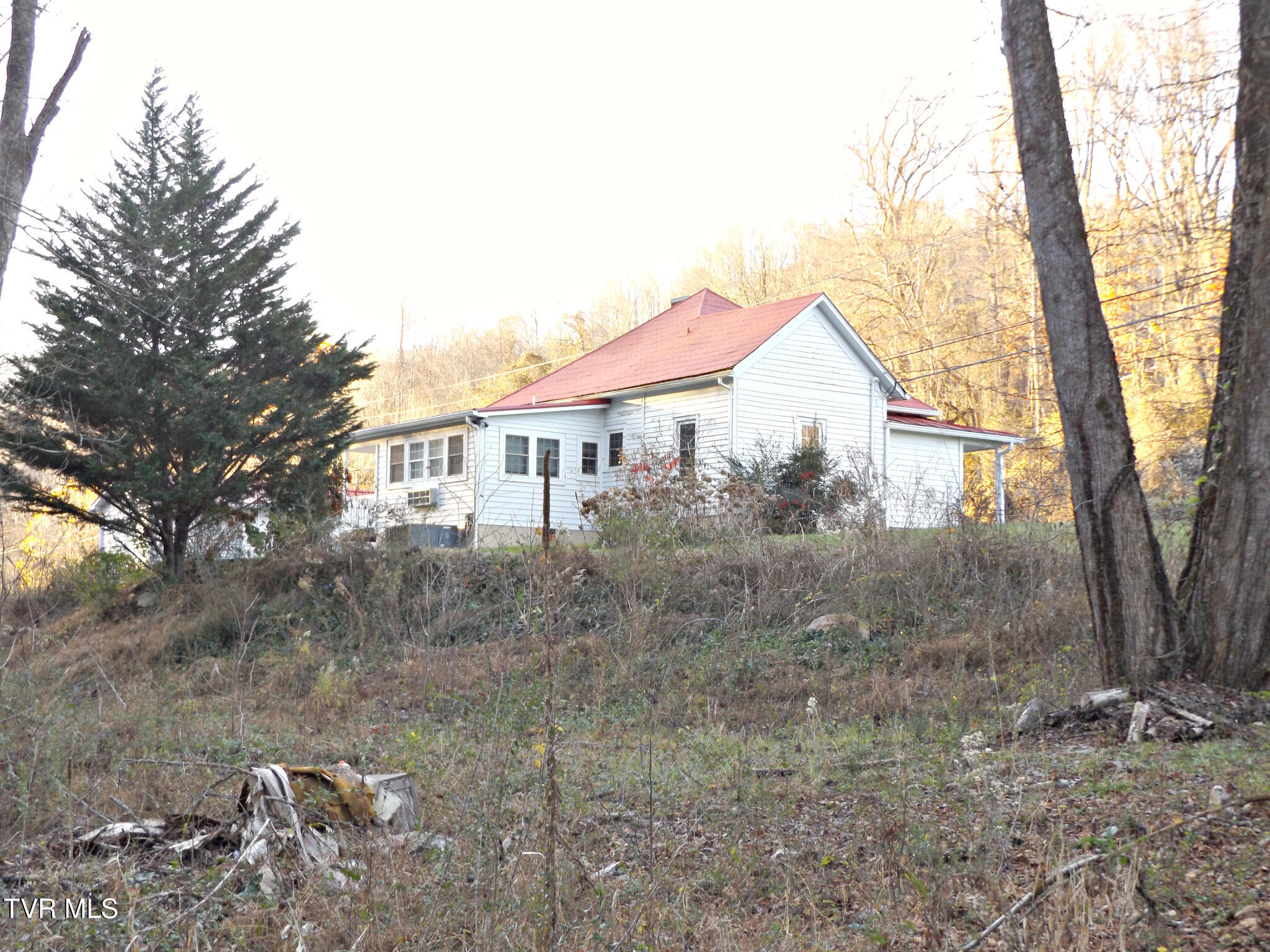 1330 Highway 91 Property Photo 1