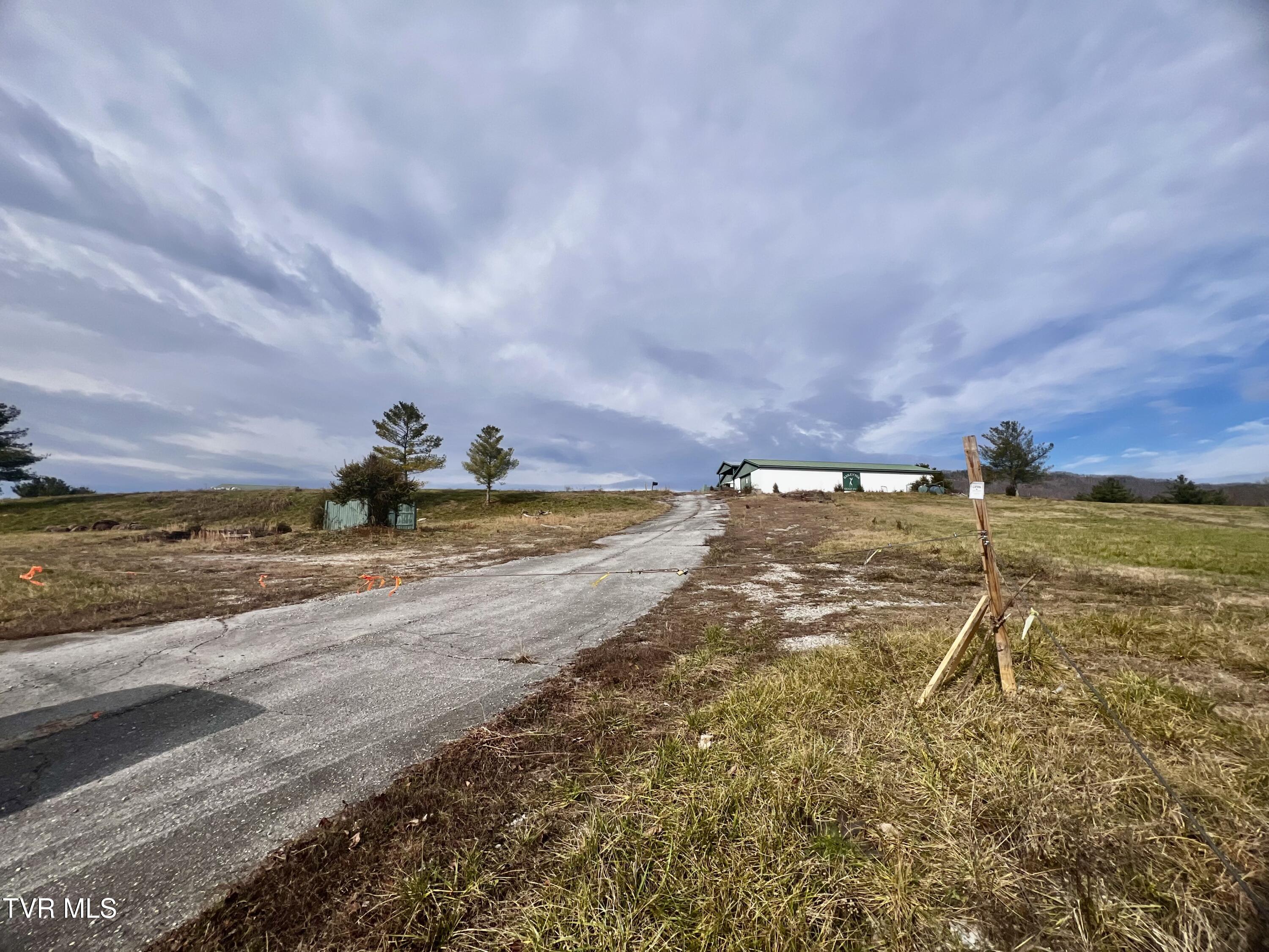 7925 Horton Highway Property Photo 14