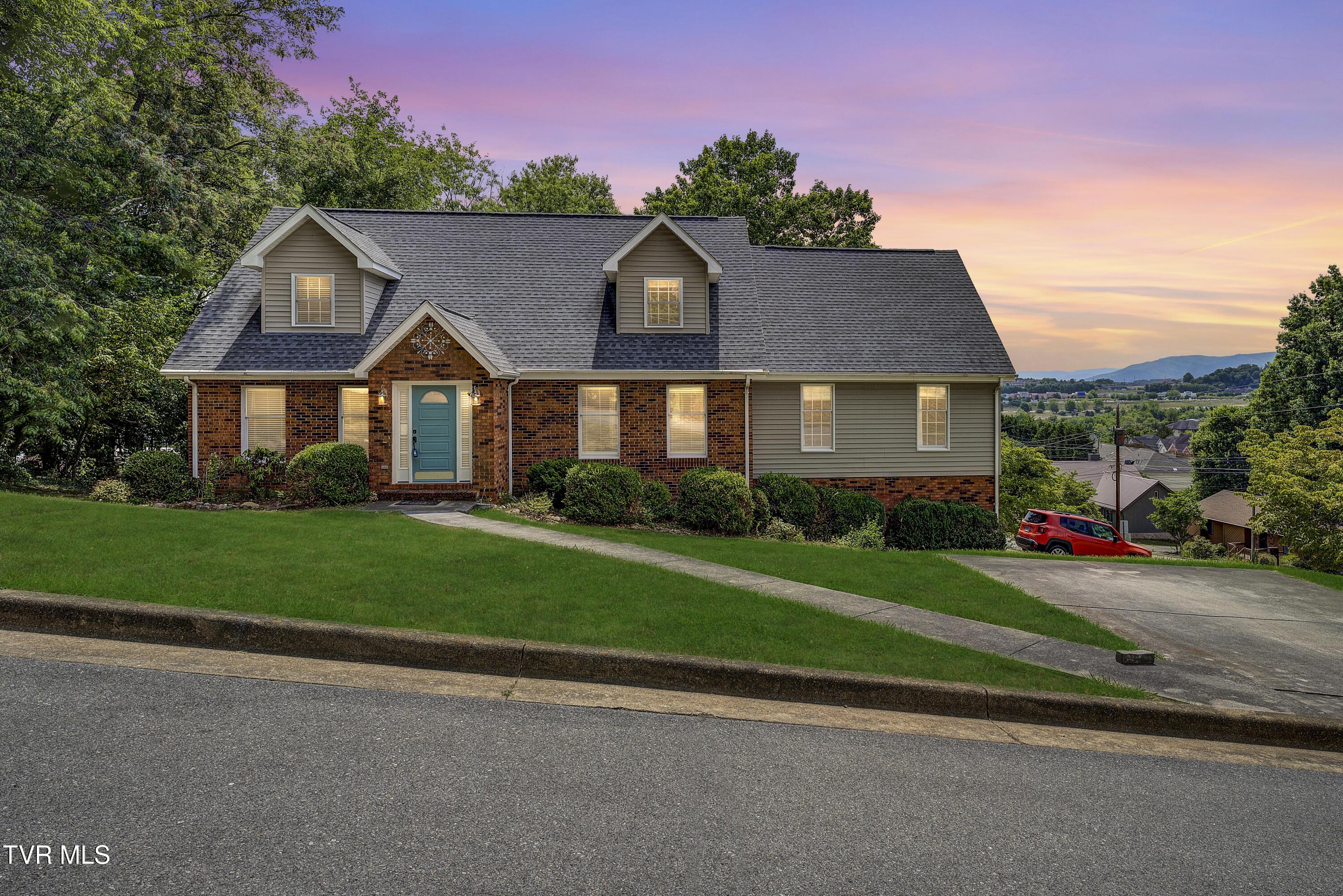 Pine Timbers Real Estate Listings Main Image