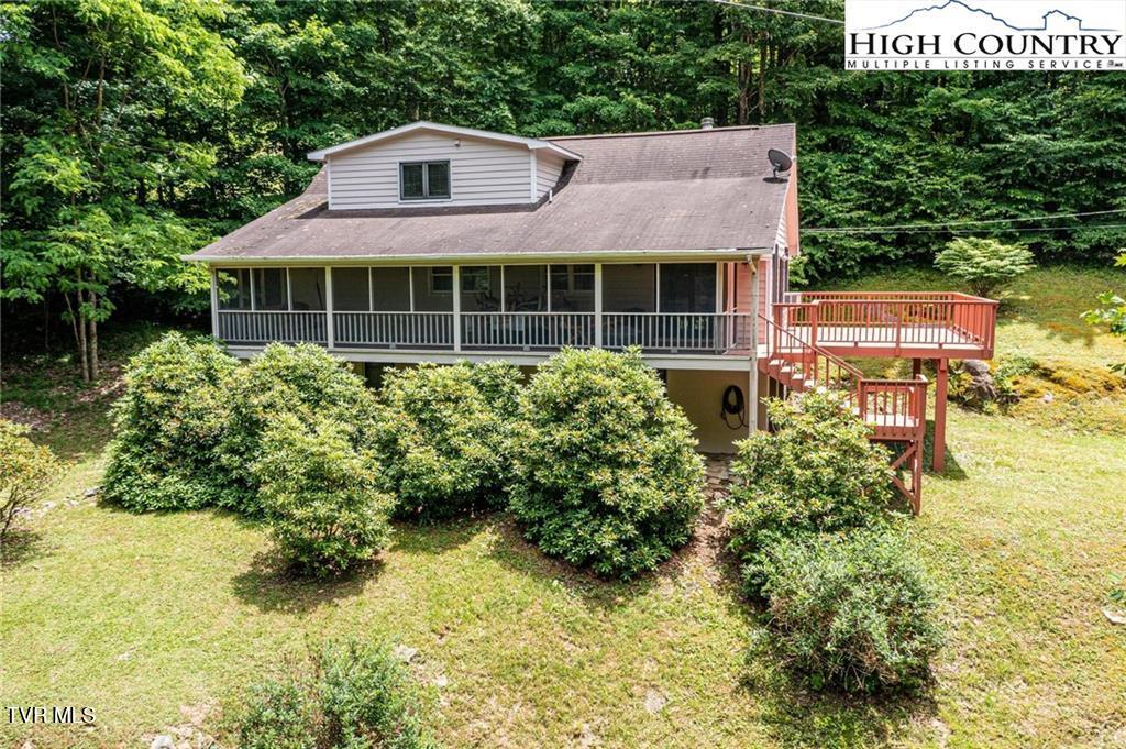 3974 Beech Mountain Road Property Photo