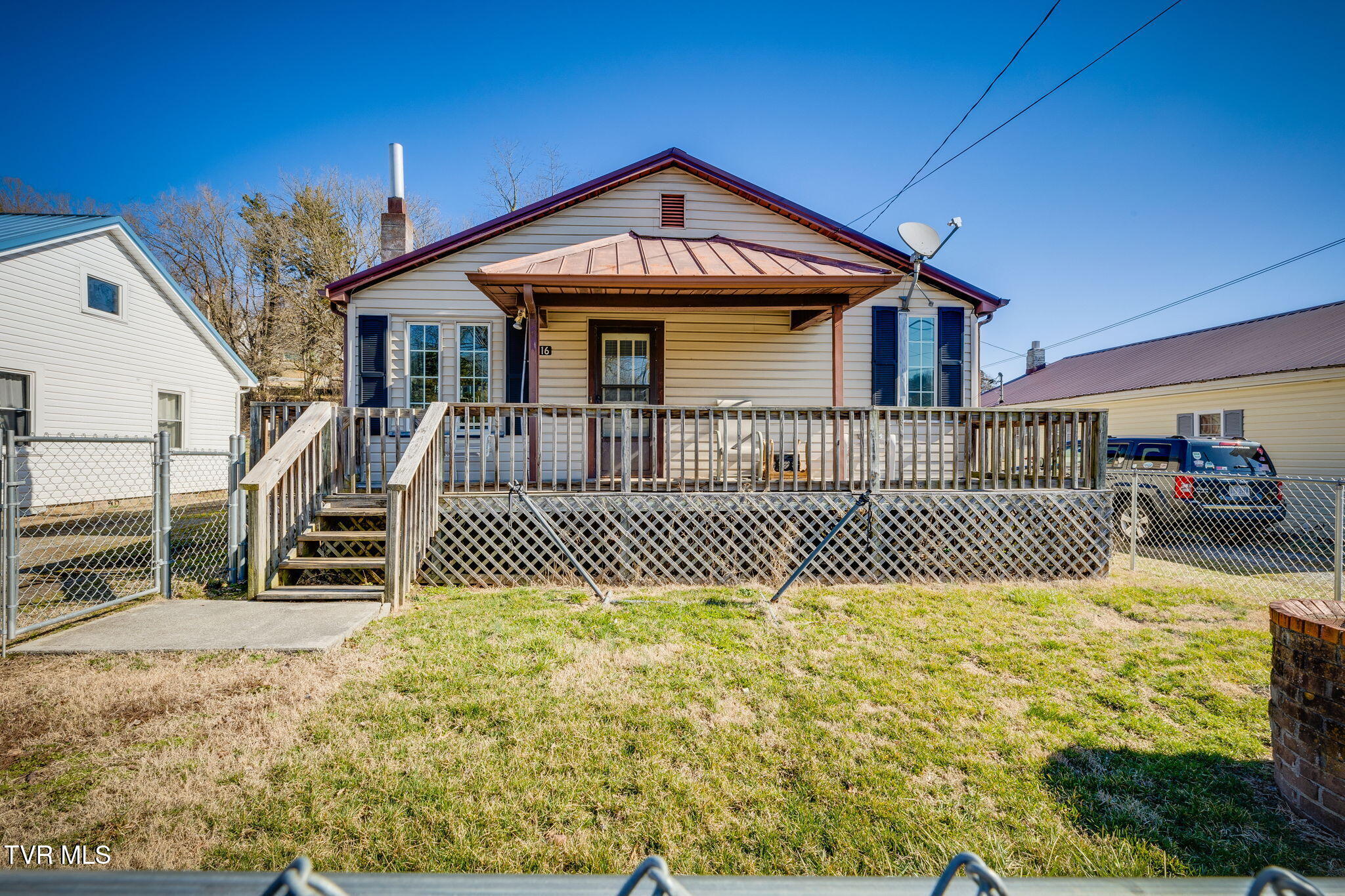 316 Manville Road Property Photo