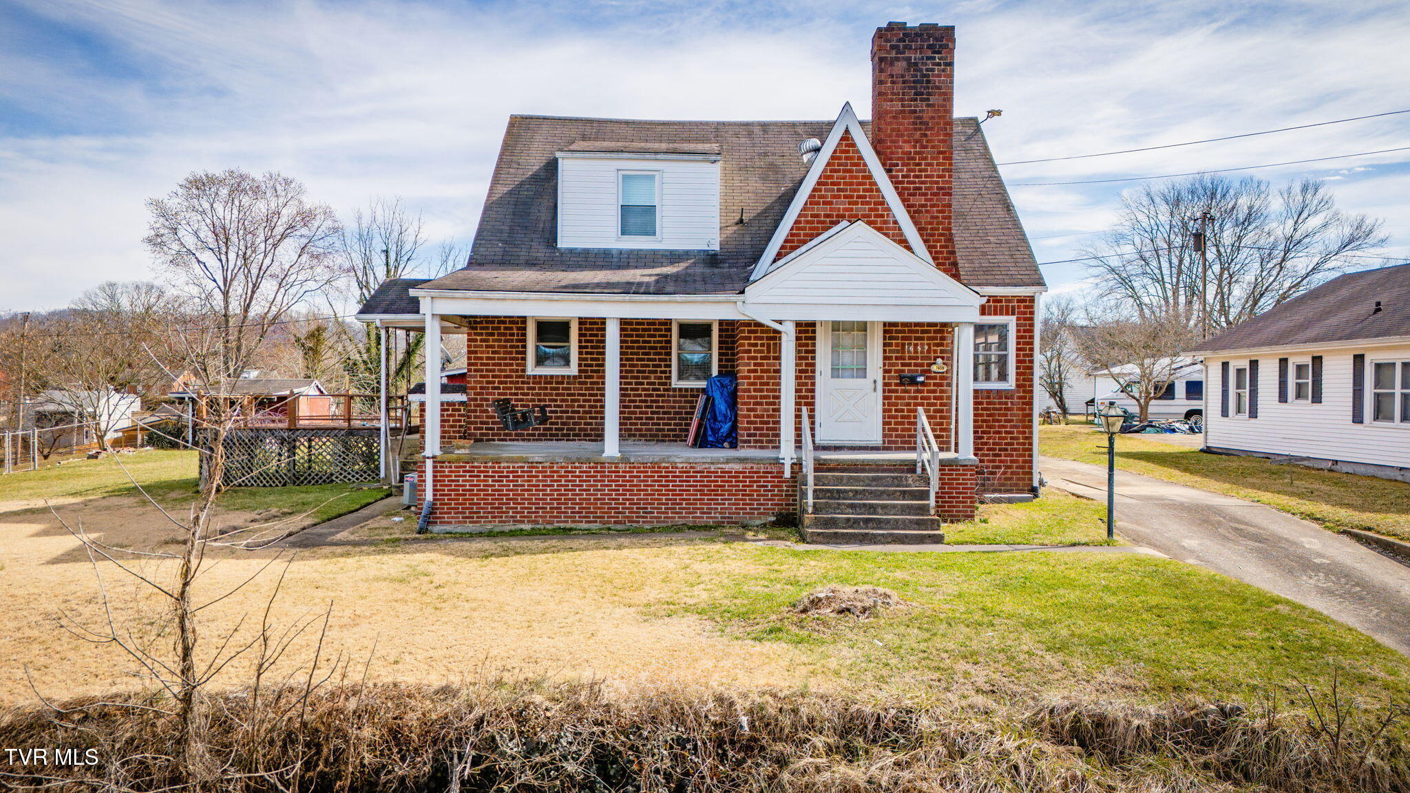 1659 Houston Avenue Property Photo 3
