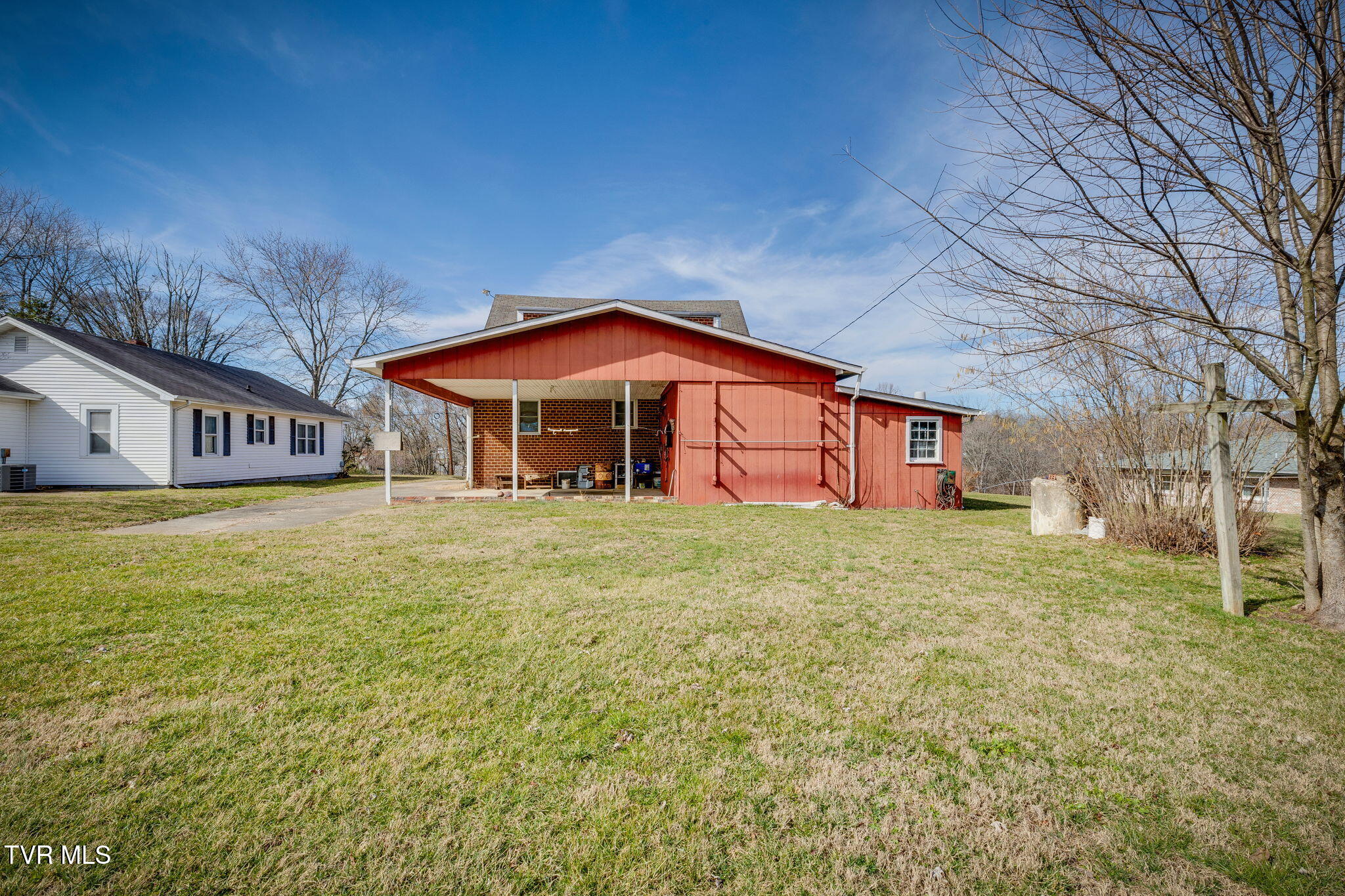 1659 Houston Avenue Property Photo 11