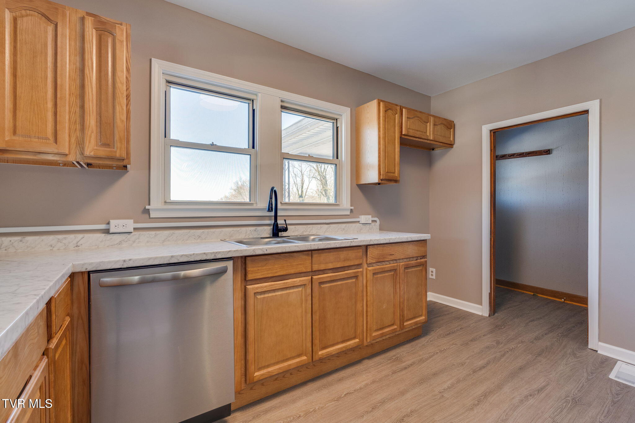 1659 Houston Avenue Property Photo 23