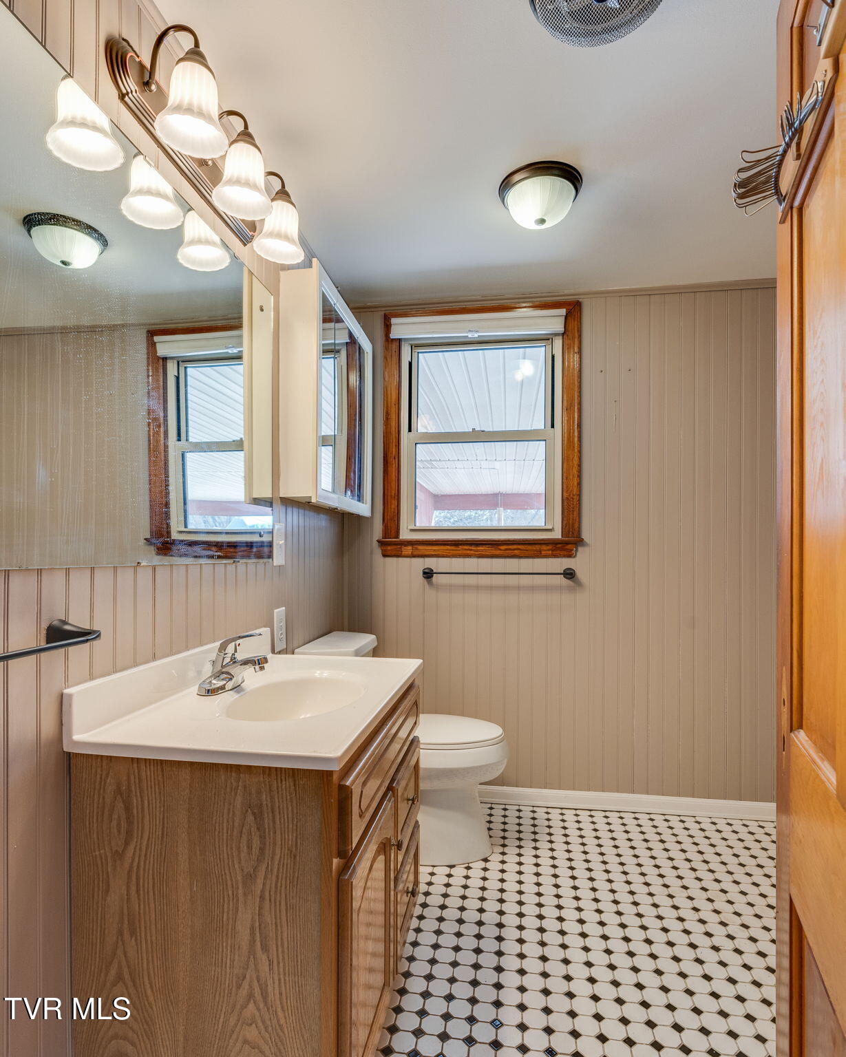 1659 Houston Avenue Property Photo 28