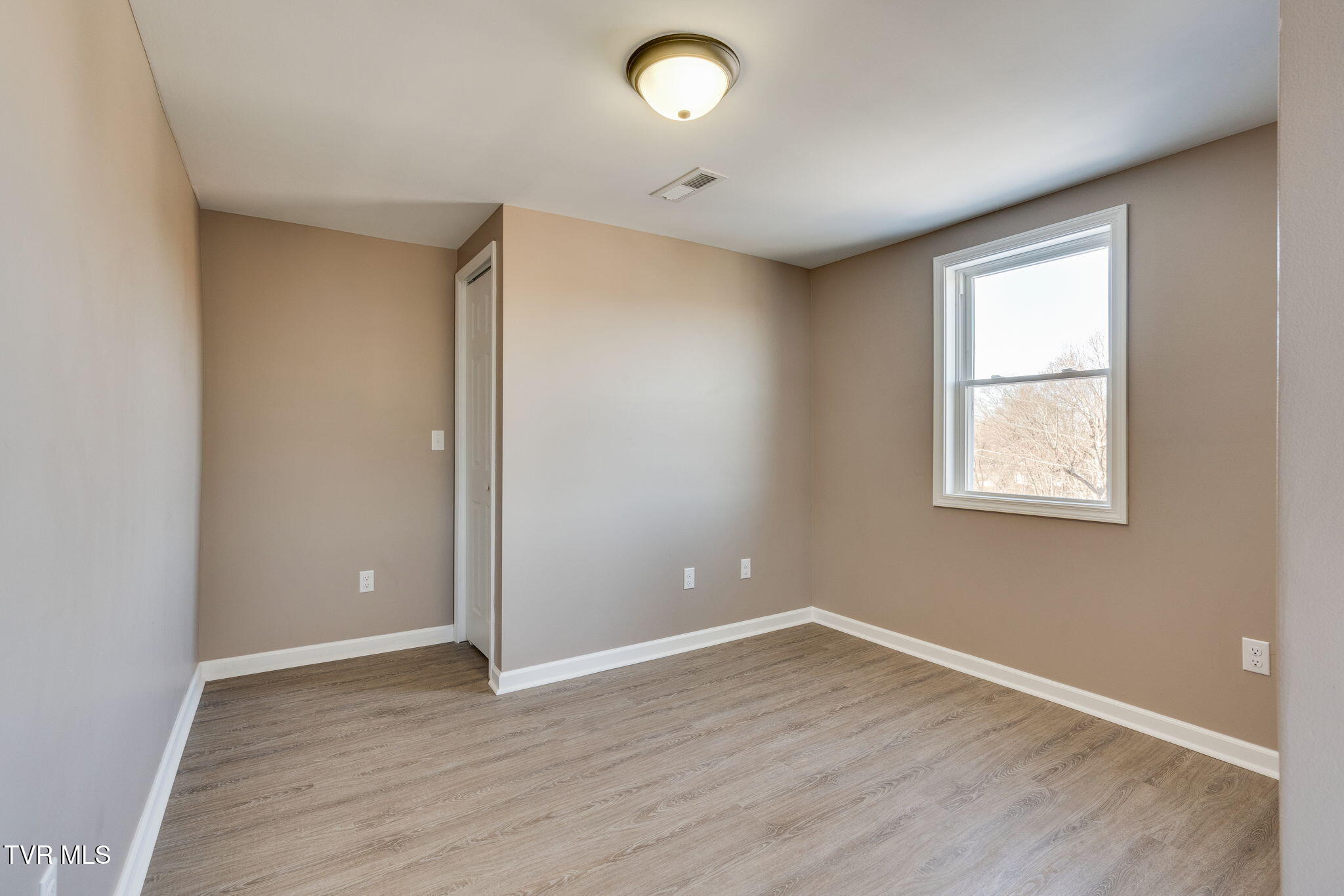 1659 Houston Avenue Property Photo 39
