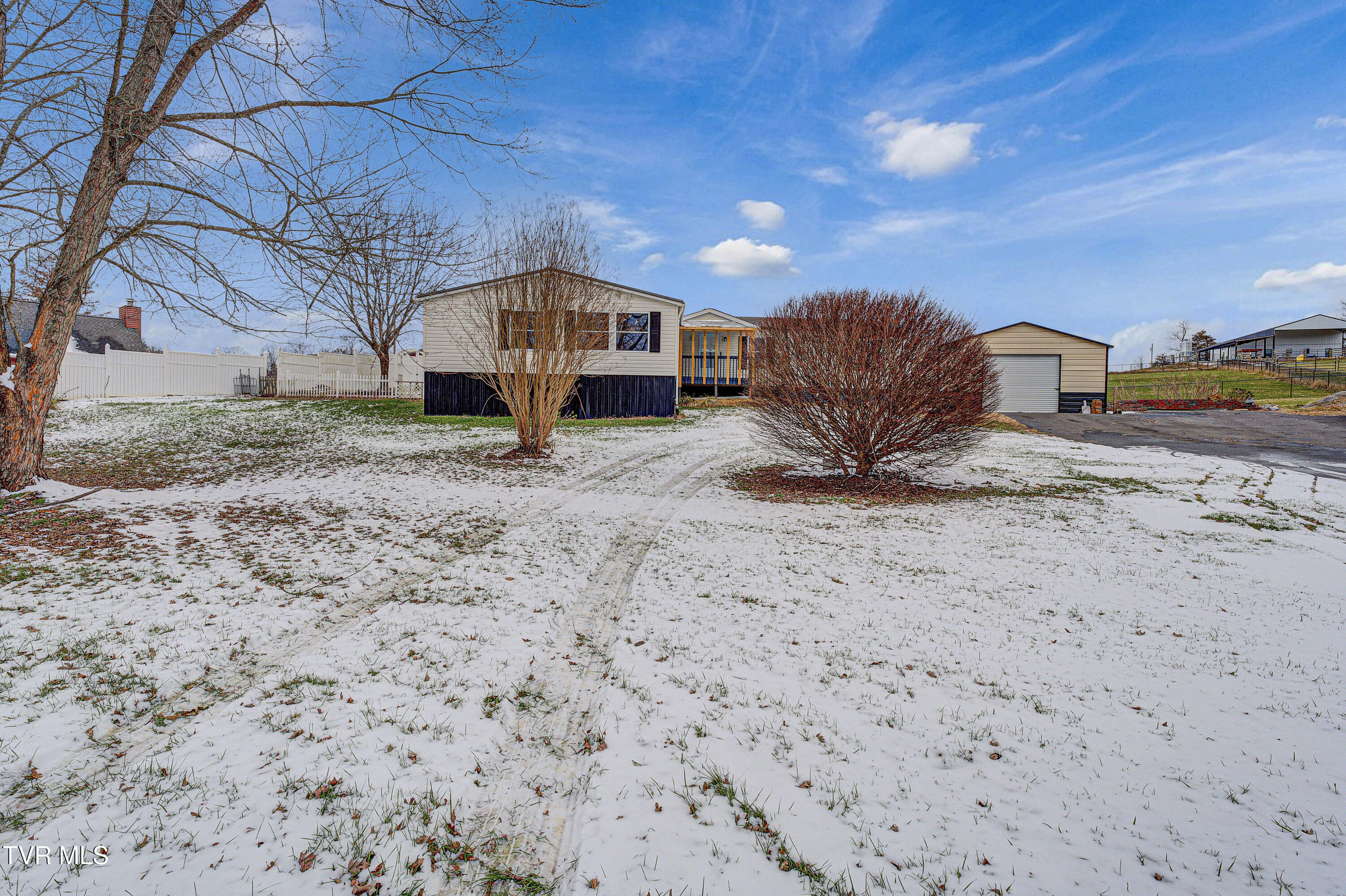 507 Dean Archer Road Property Photo