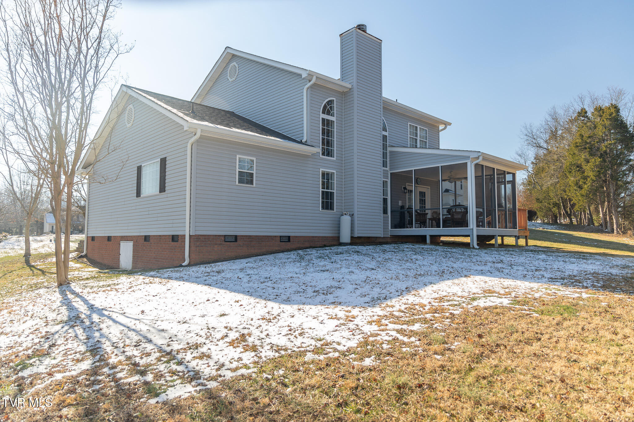 413 Vanderbilt Way Property Photo 33