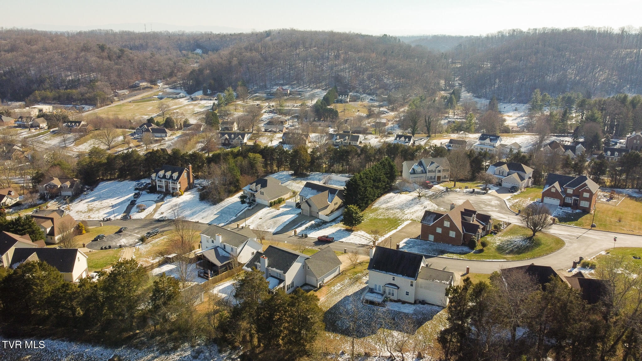 413 Vanderbilt Way Property Photo 45