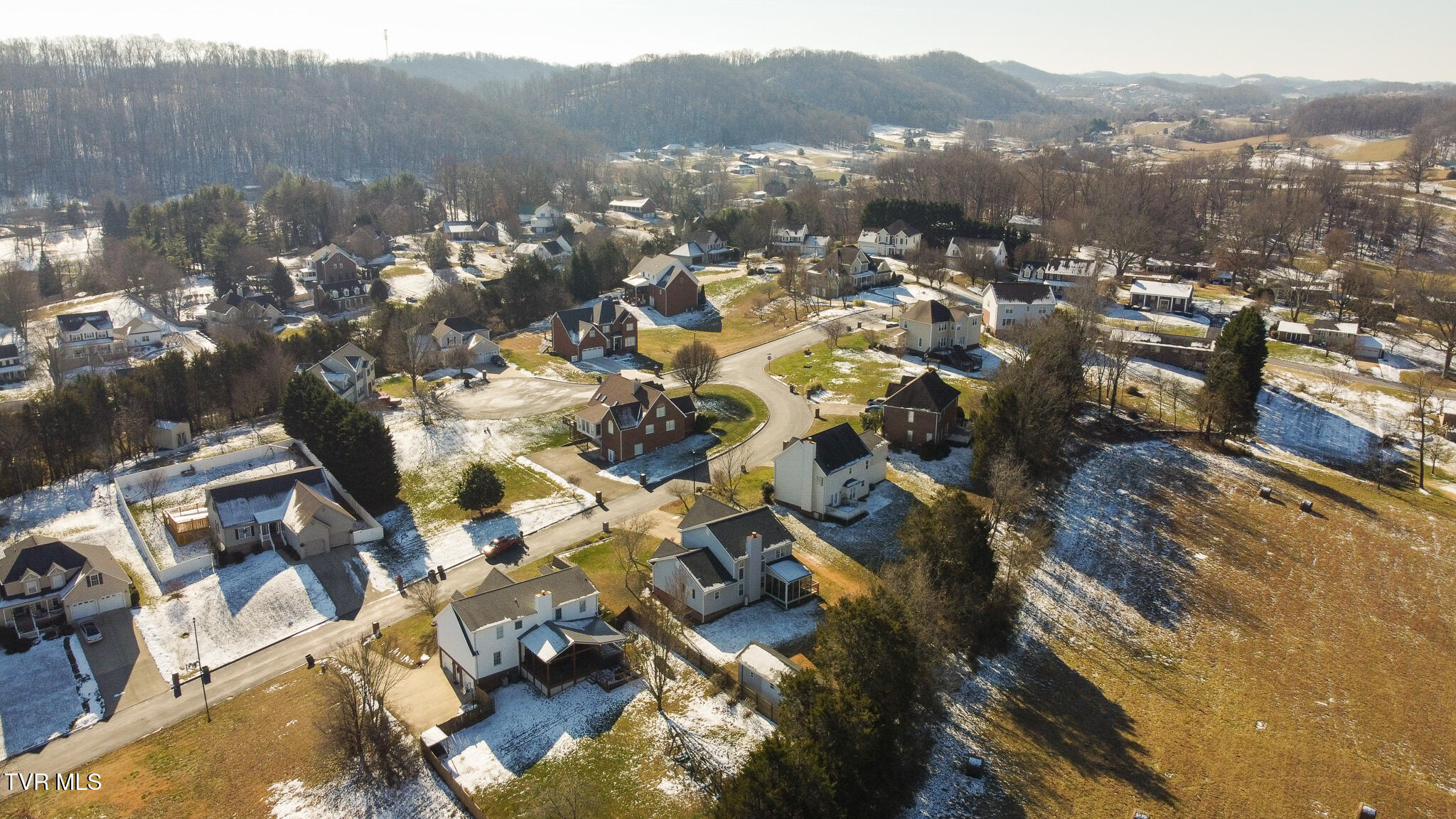 413 Vanderbilt Way Property Photo 46