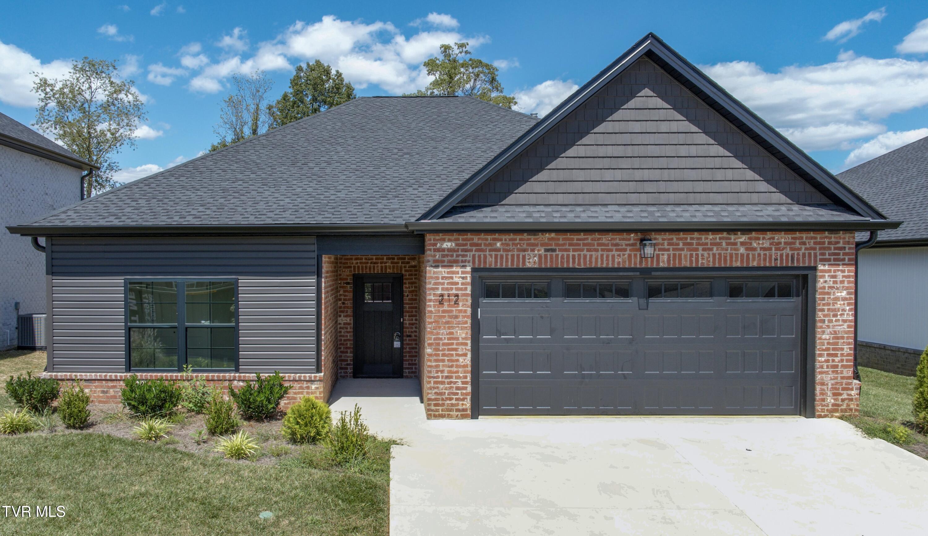 212 Dry Kiln Court Property Photo 1