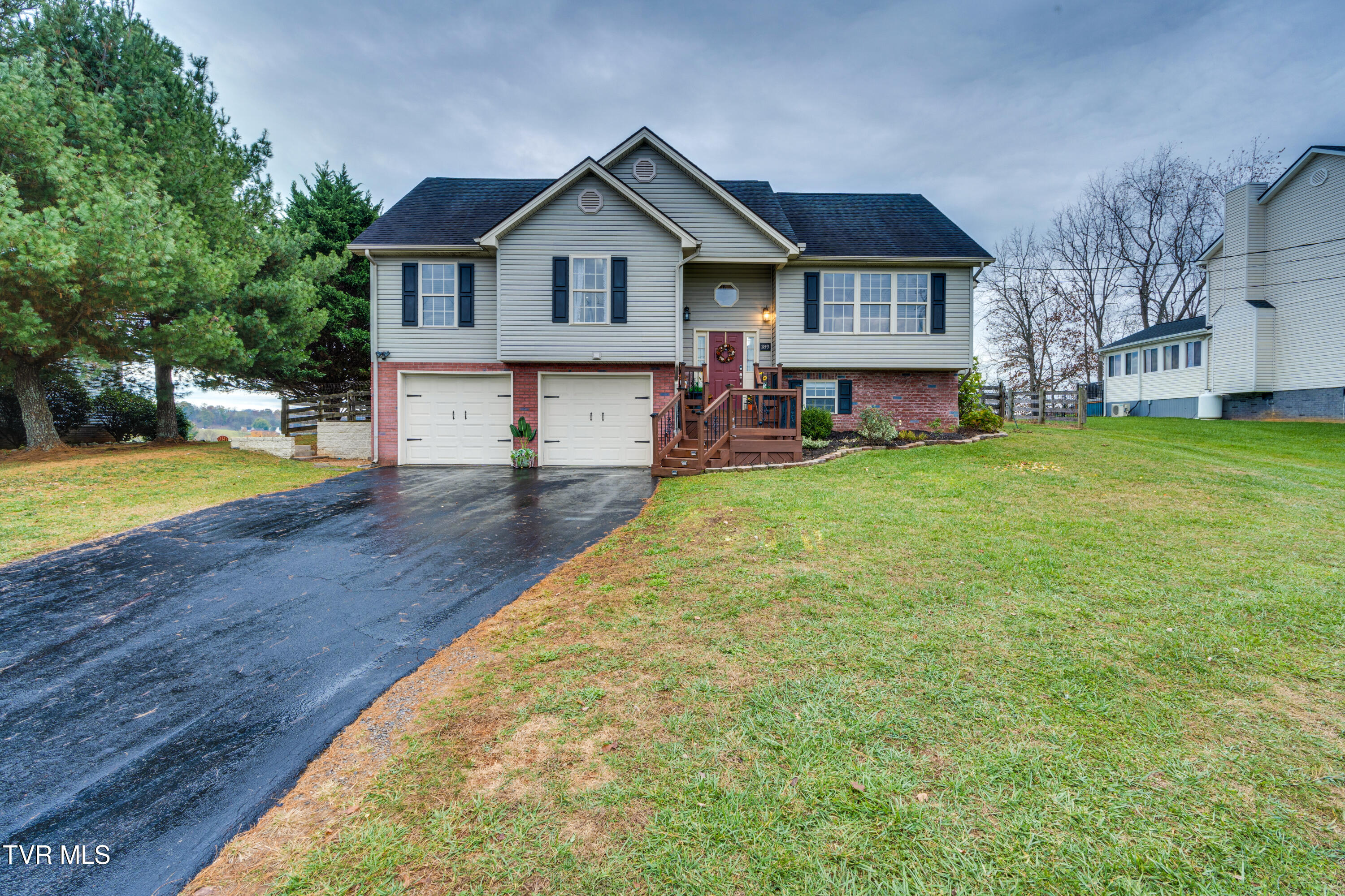 Meadowview Farms Real Estate Listings Main Image