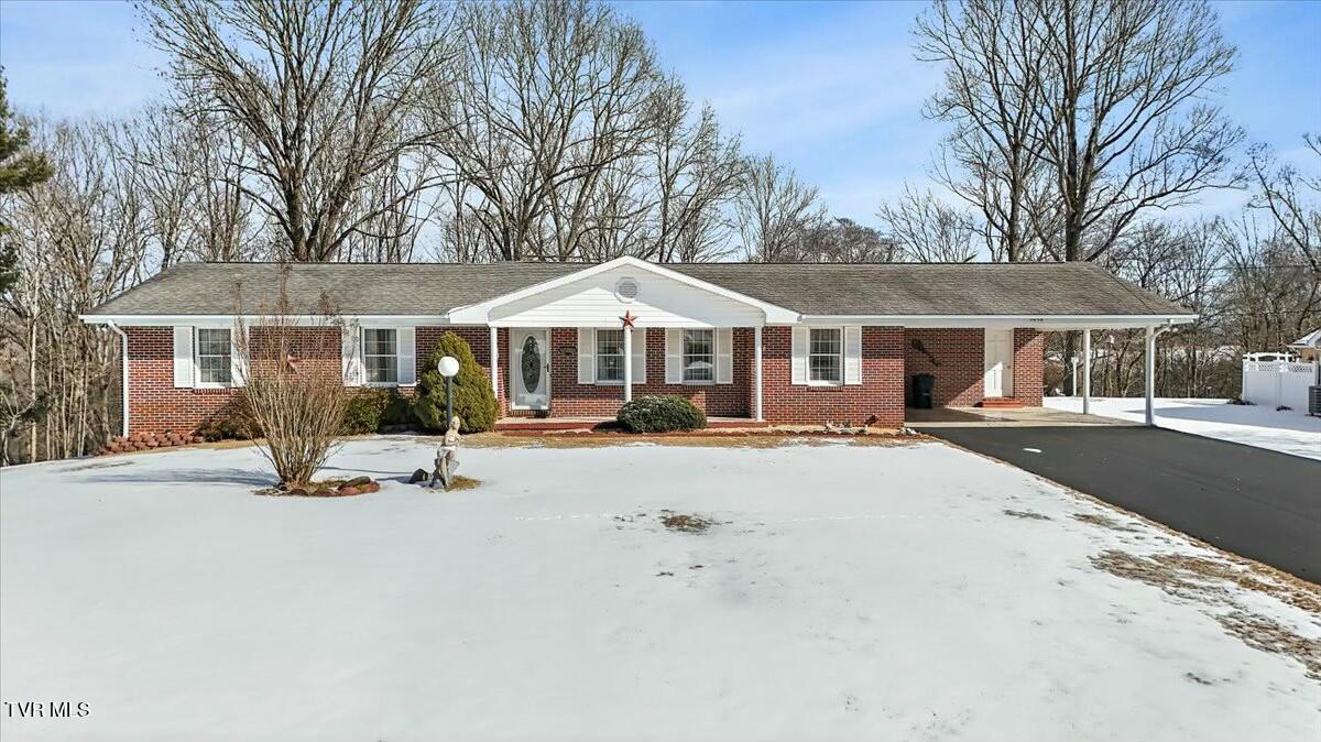 3232 Longview Drive Property Photo