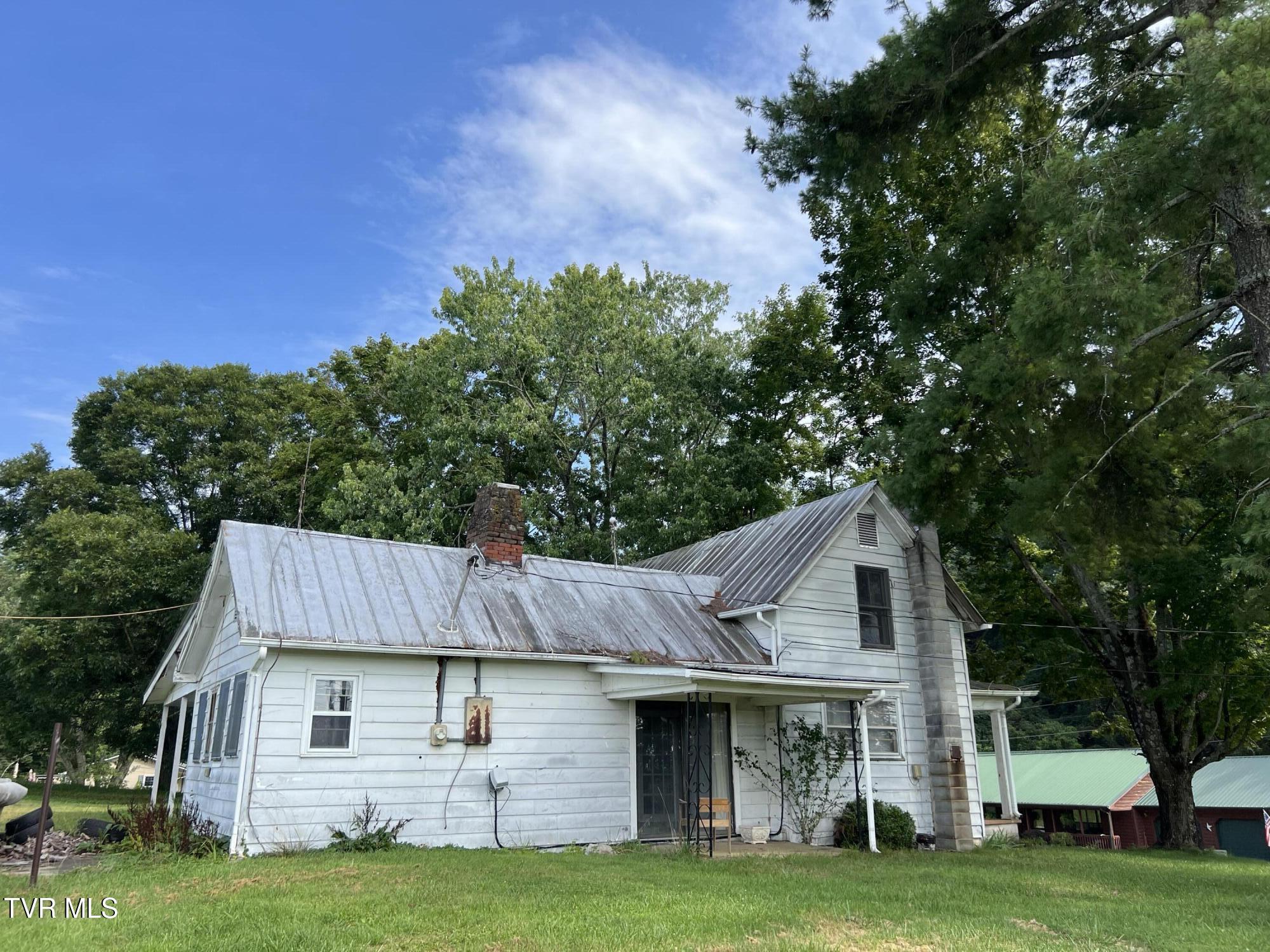 00 West Andrew Johnson Highway Property Photo 10
