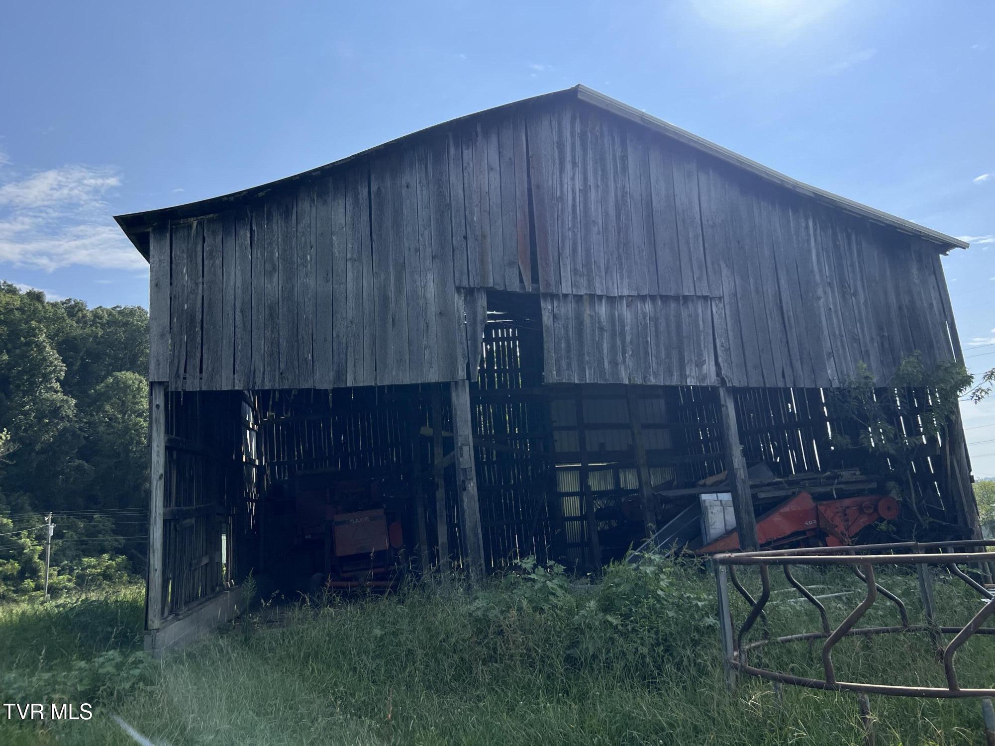 00 West Andrew Johnson Highway Property Photo 11