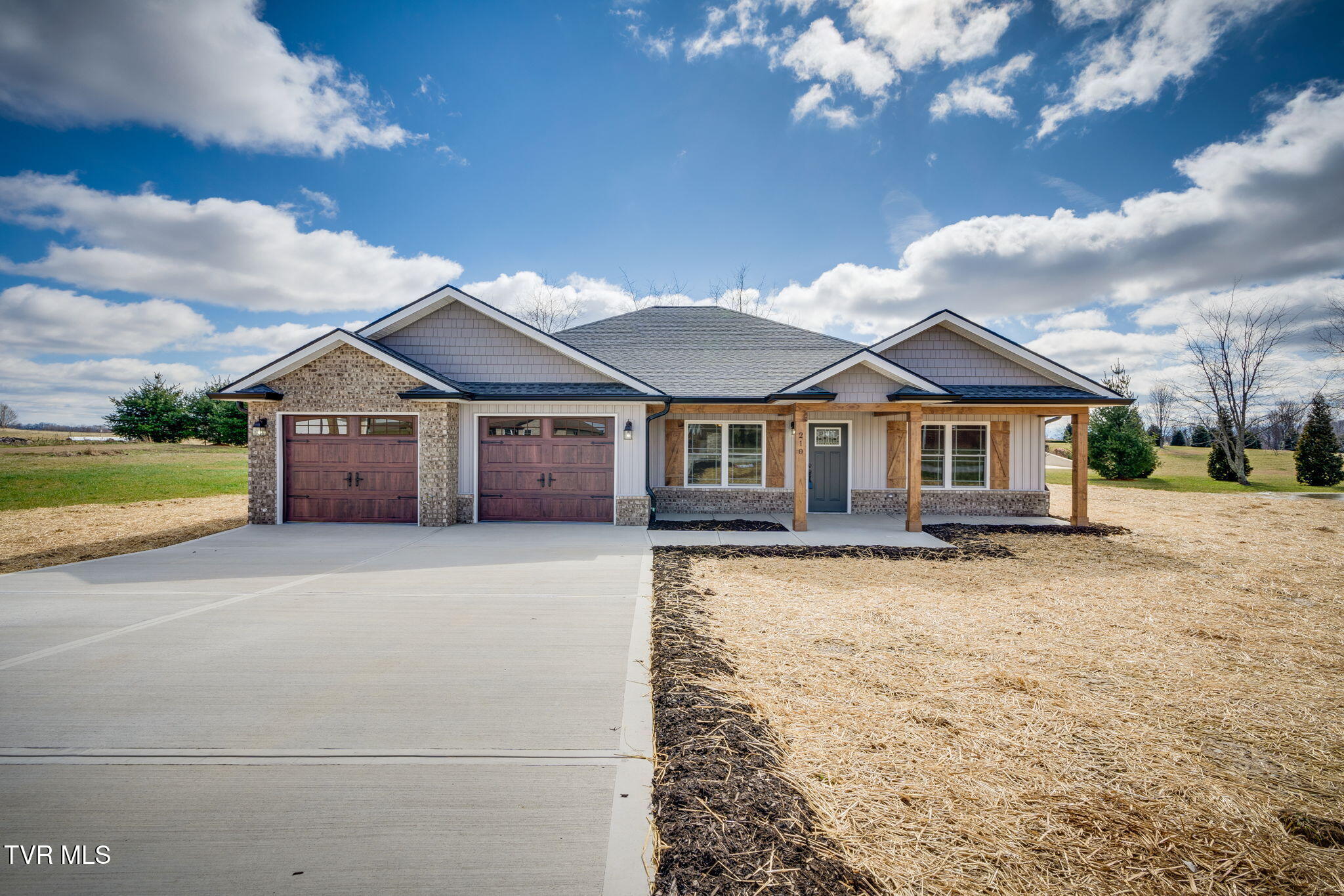 210 Judys Lane Property Photo
