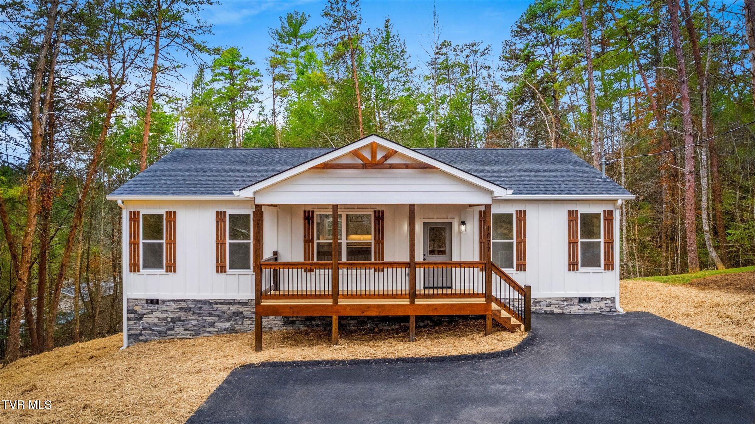 1077 Sencebaugh Drive Property Photo