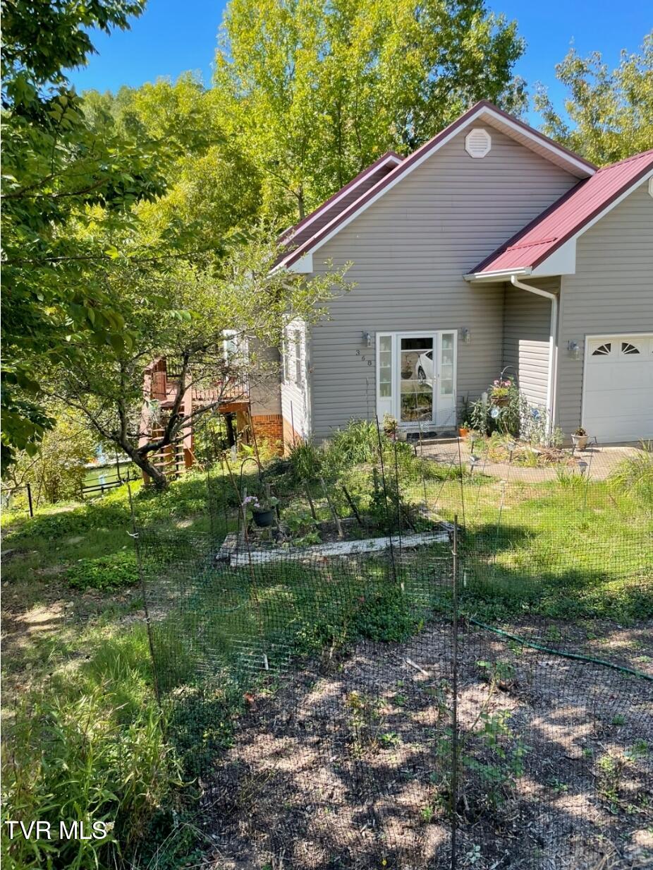 368 Clearwater Drive Property Photo 1