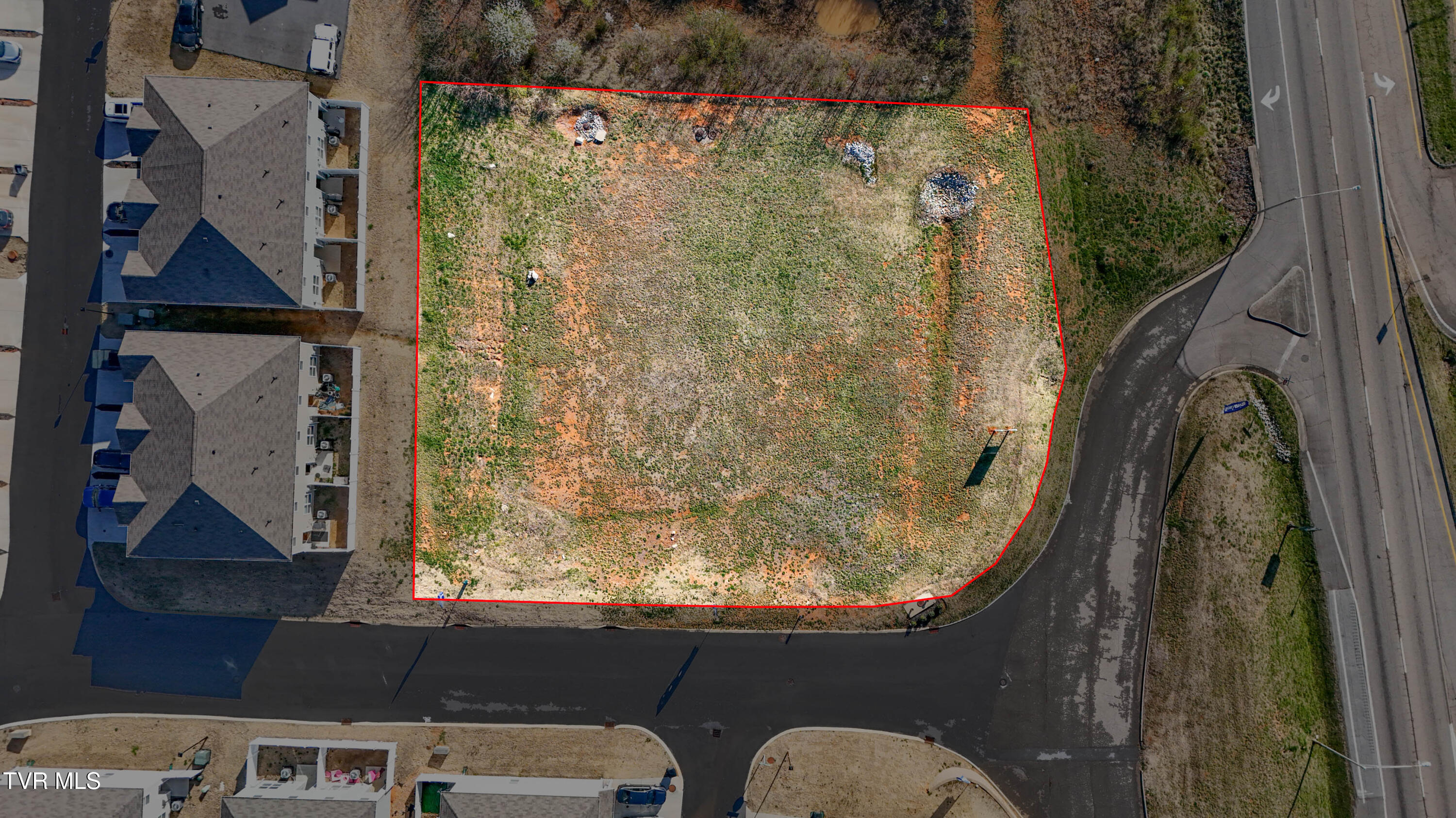 4260 West Stone Drive Property Photo 3