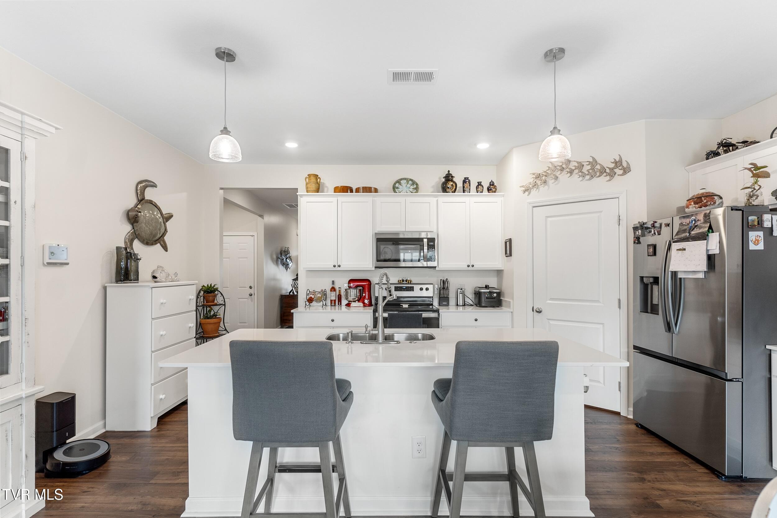 2479 Bridgeforth Crossing Property Photo 9
