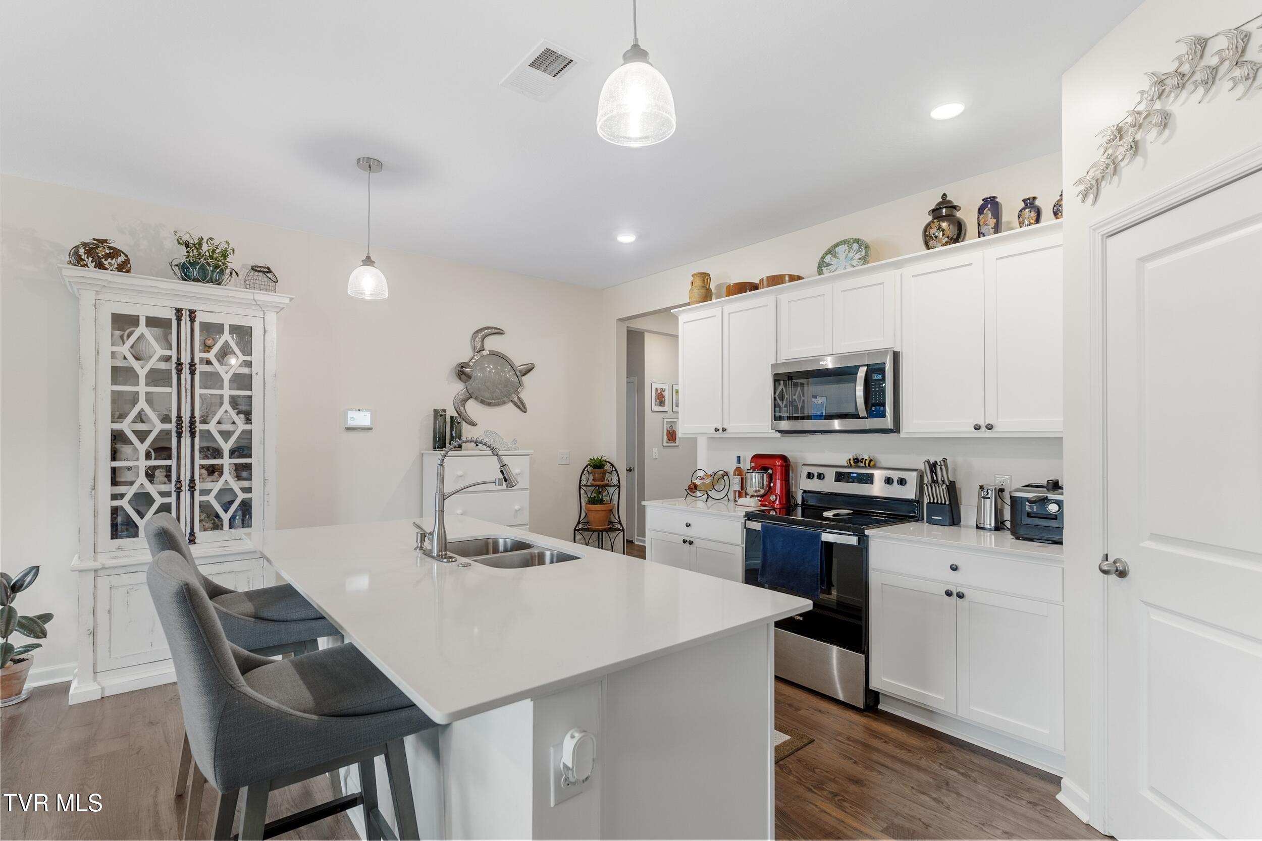 2479 Bridgeforth Crossing Property Photo 10