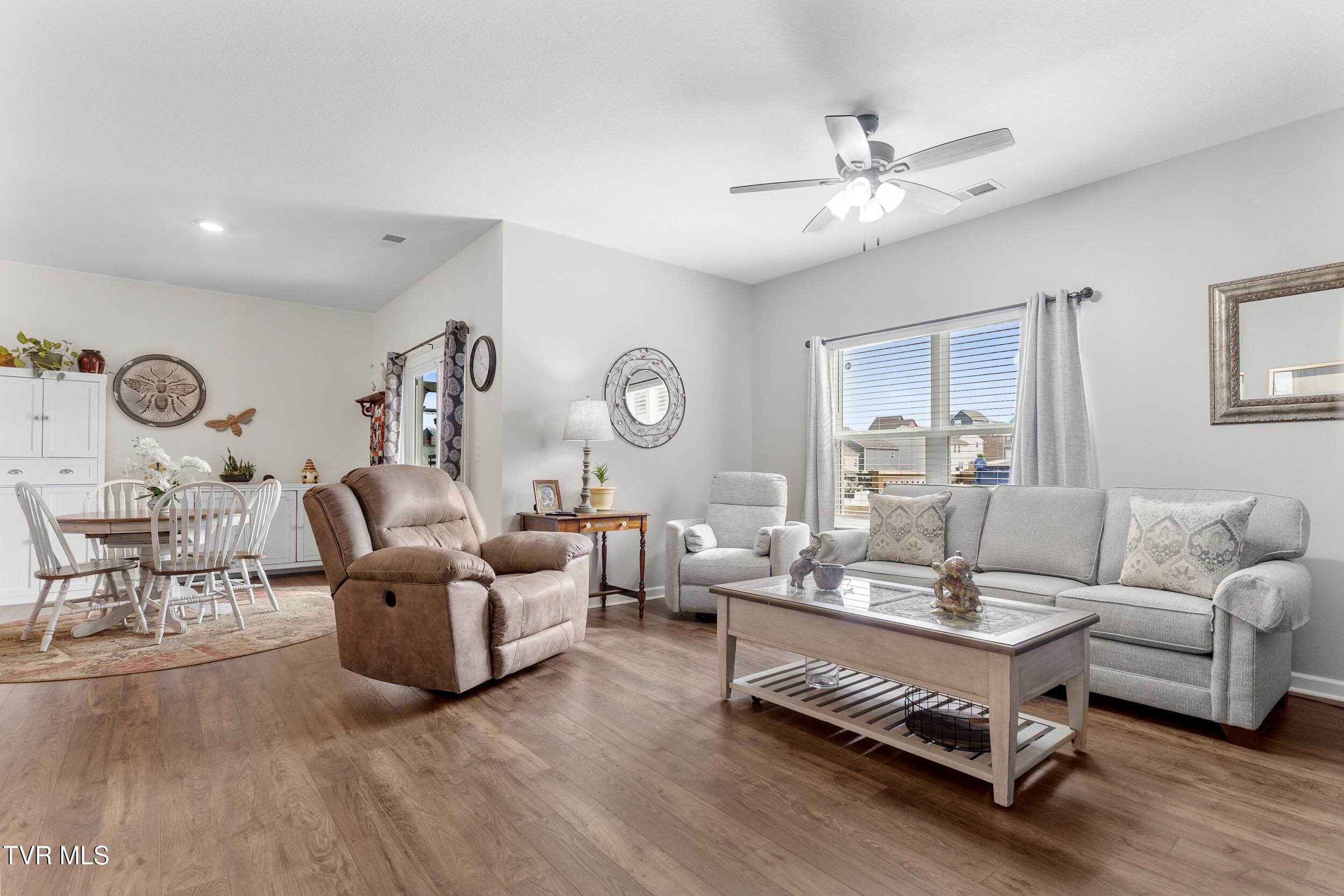 2479 Bridgeforth Crossing Property Photo 16