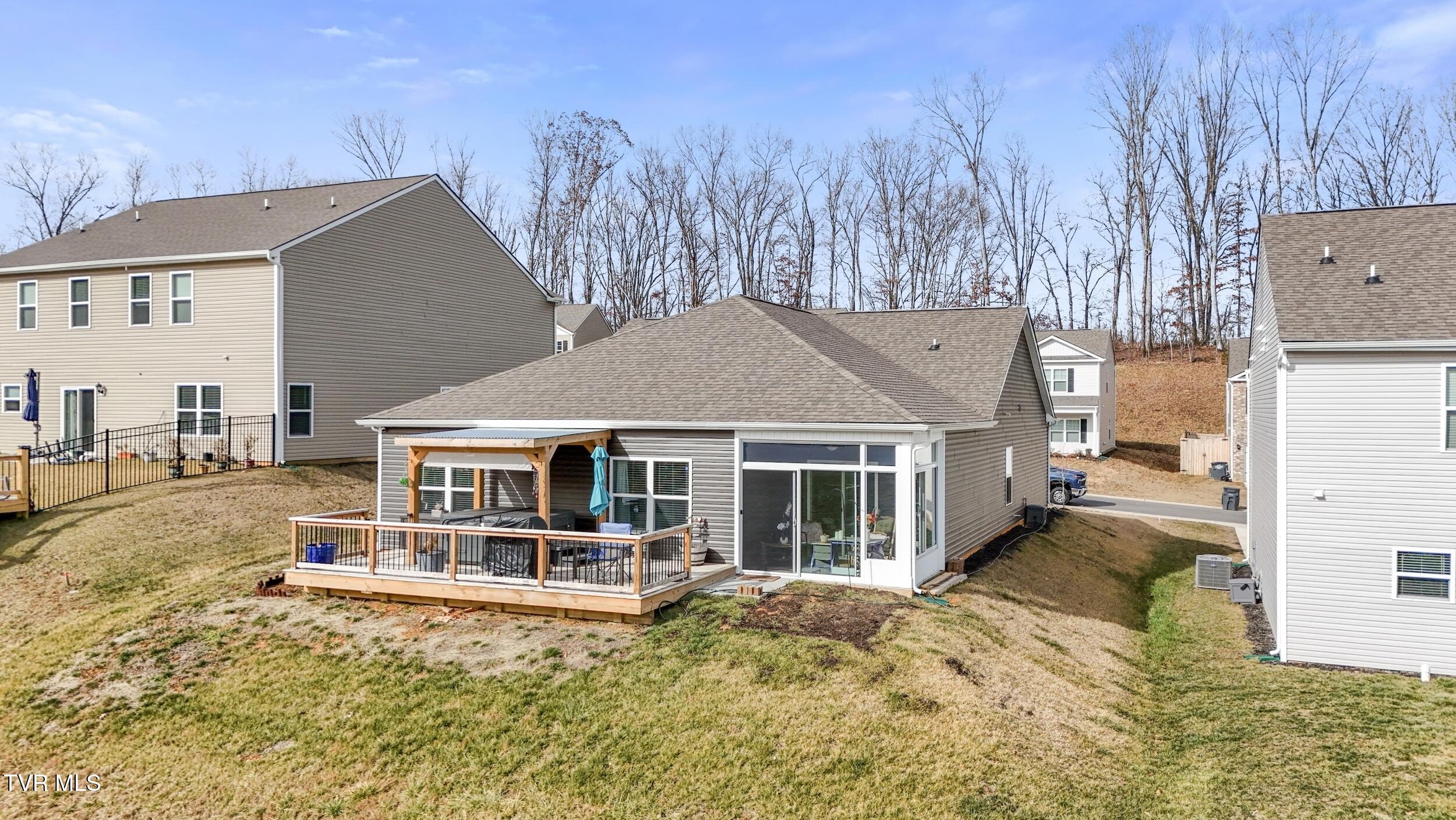 2479 Bridgeforth Crossing Property Photo 41