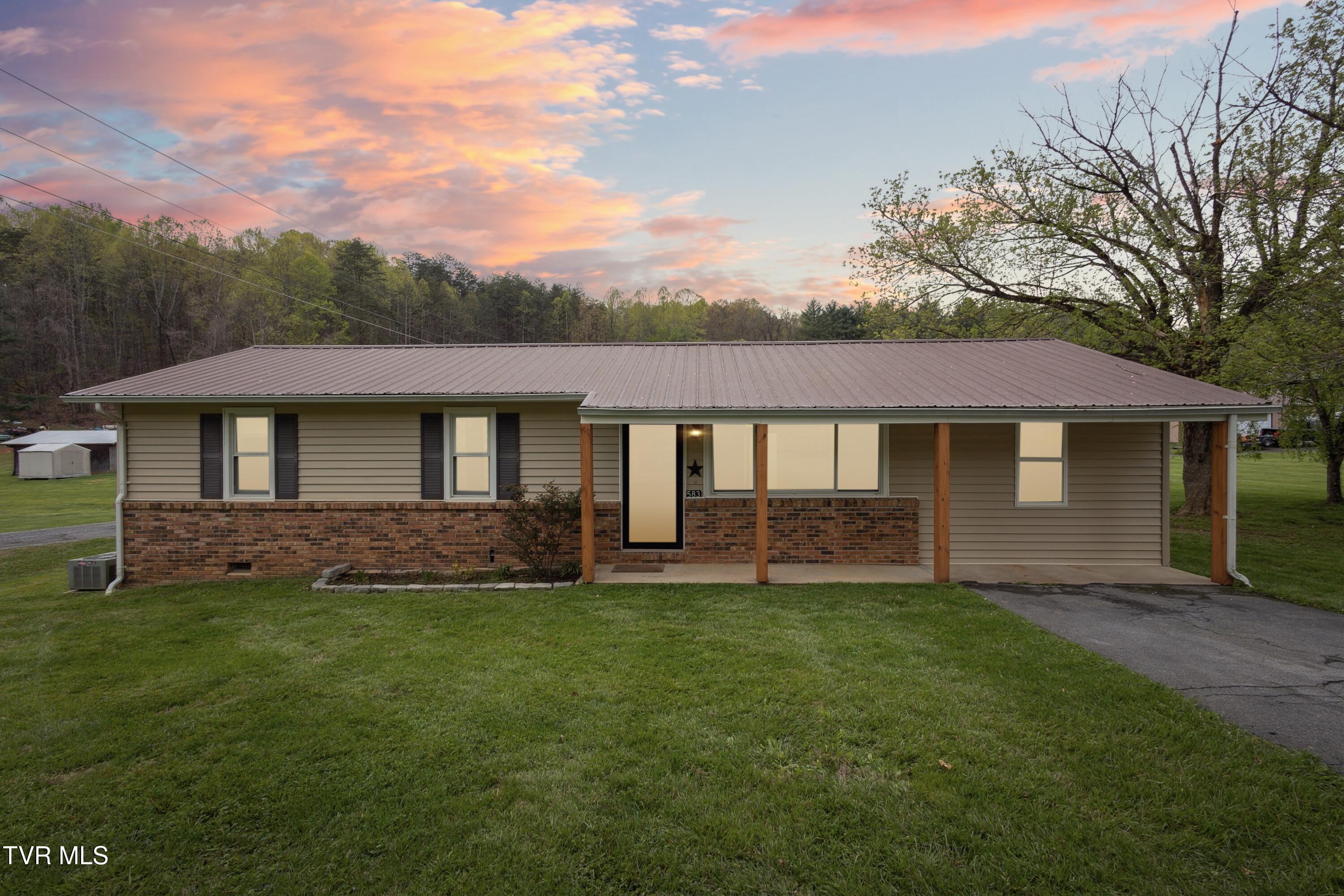 583 Fleming Road Property Photo