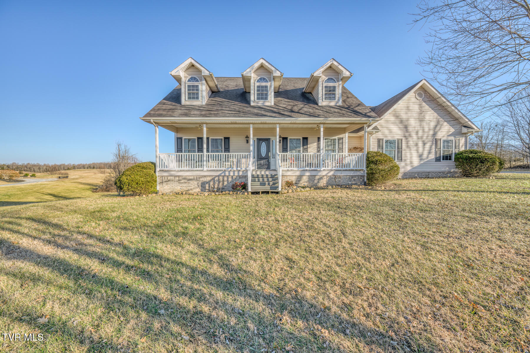 5855 Chuckey Pike Property Photo
