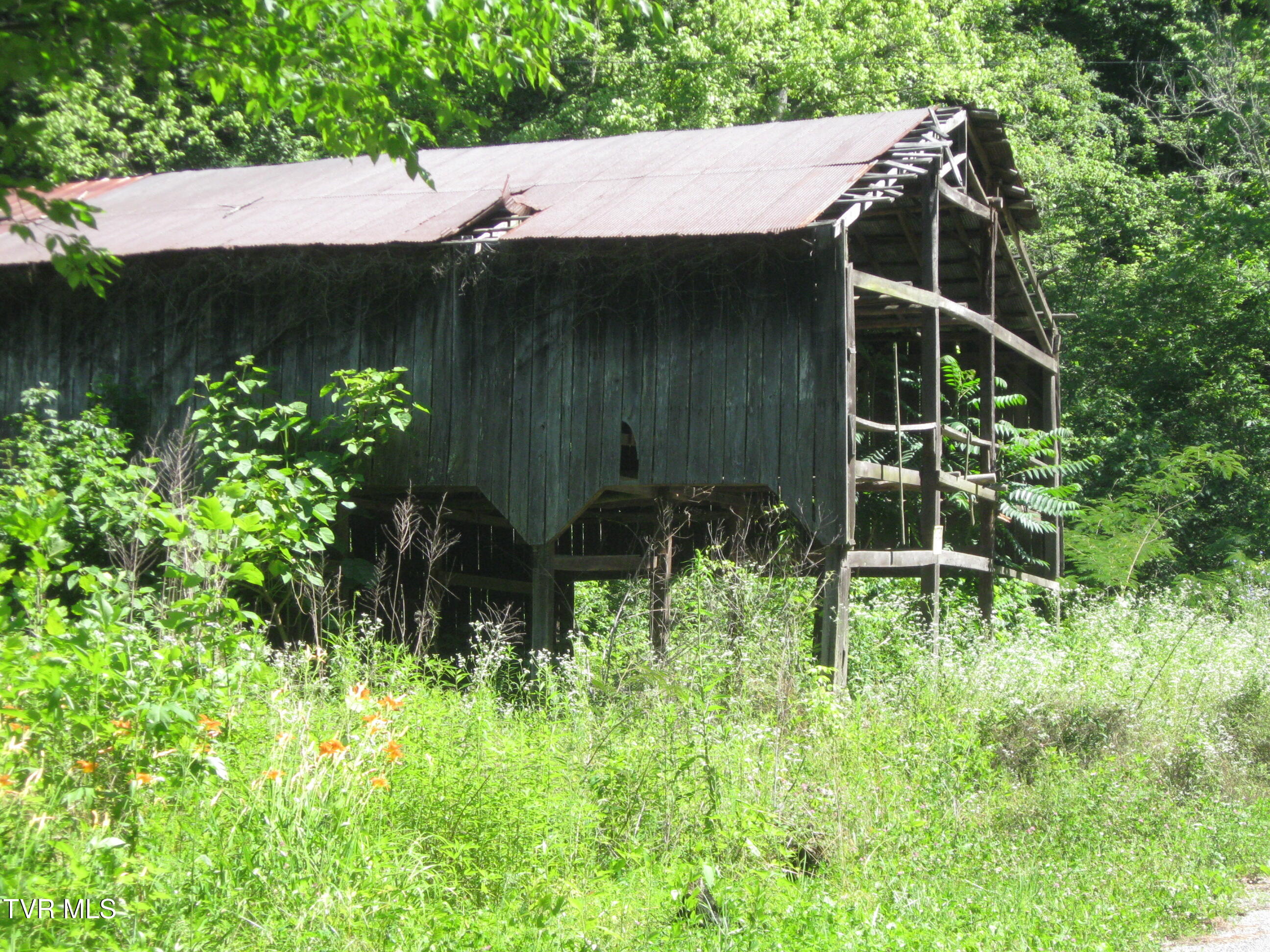 1795 Bear Hollow Road Property Photo 35