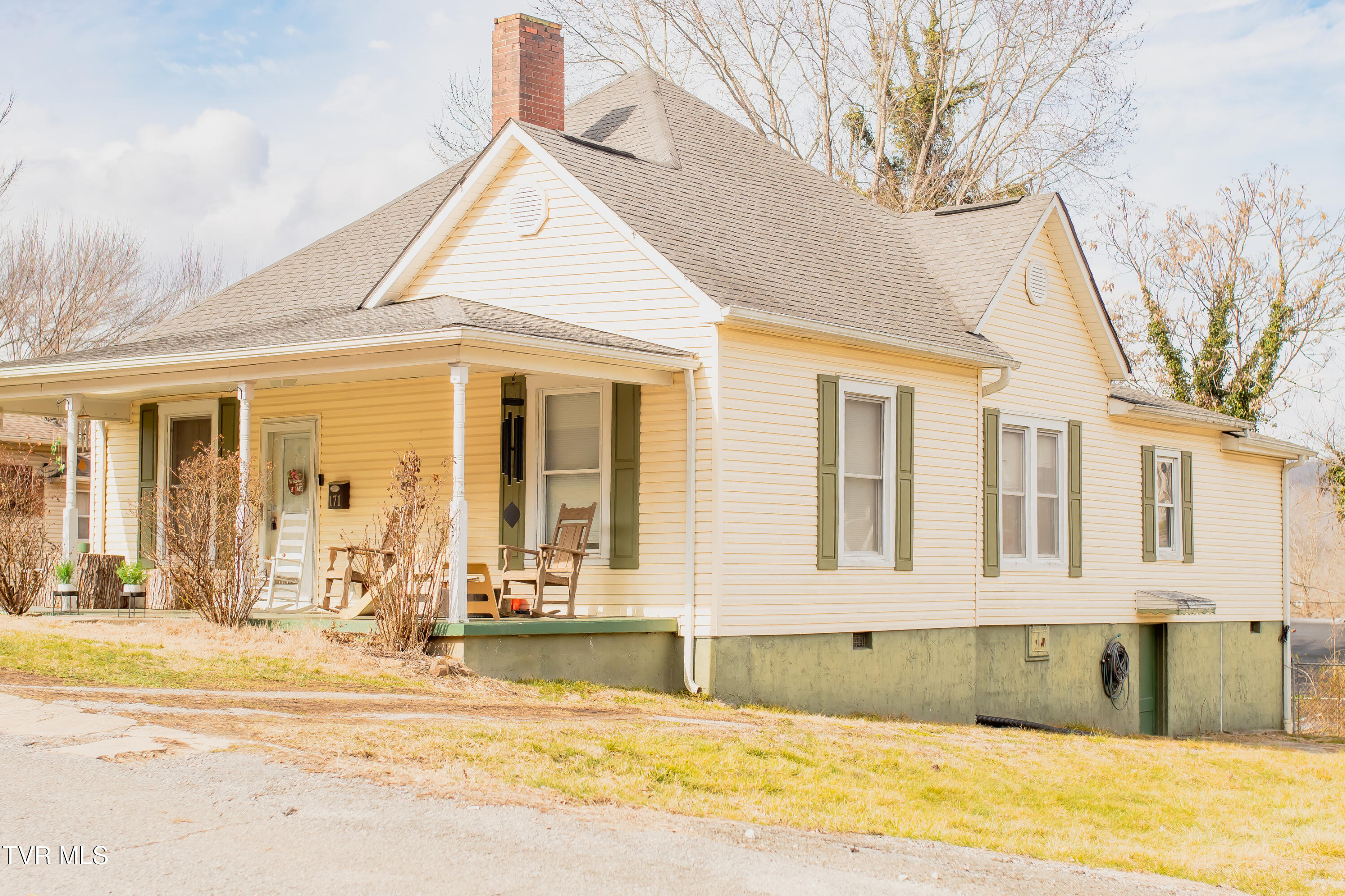 171 Church Street Property Photo