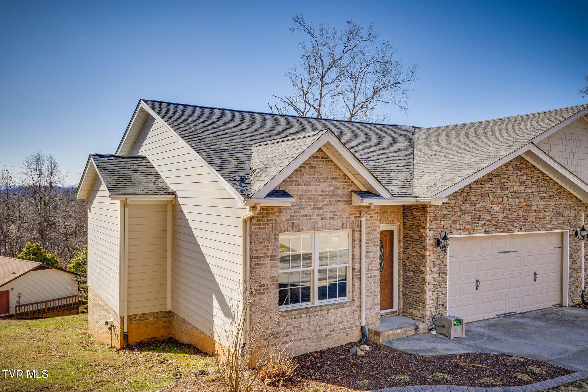 Settlers Ridge Real Estate Listings Main Image