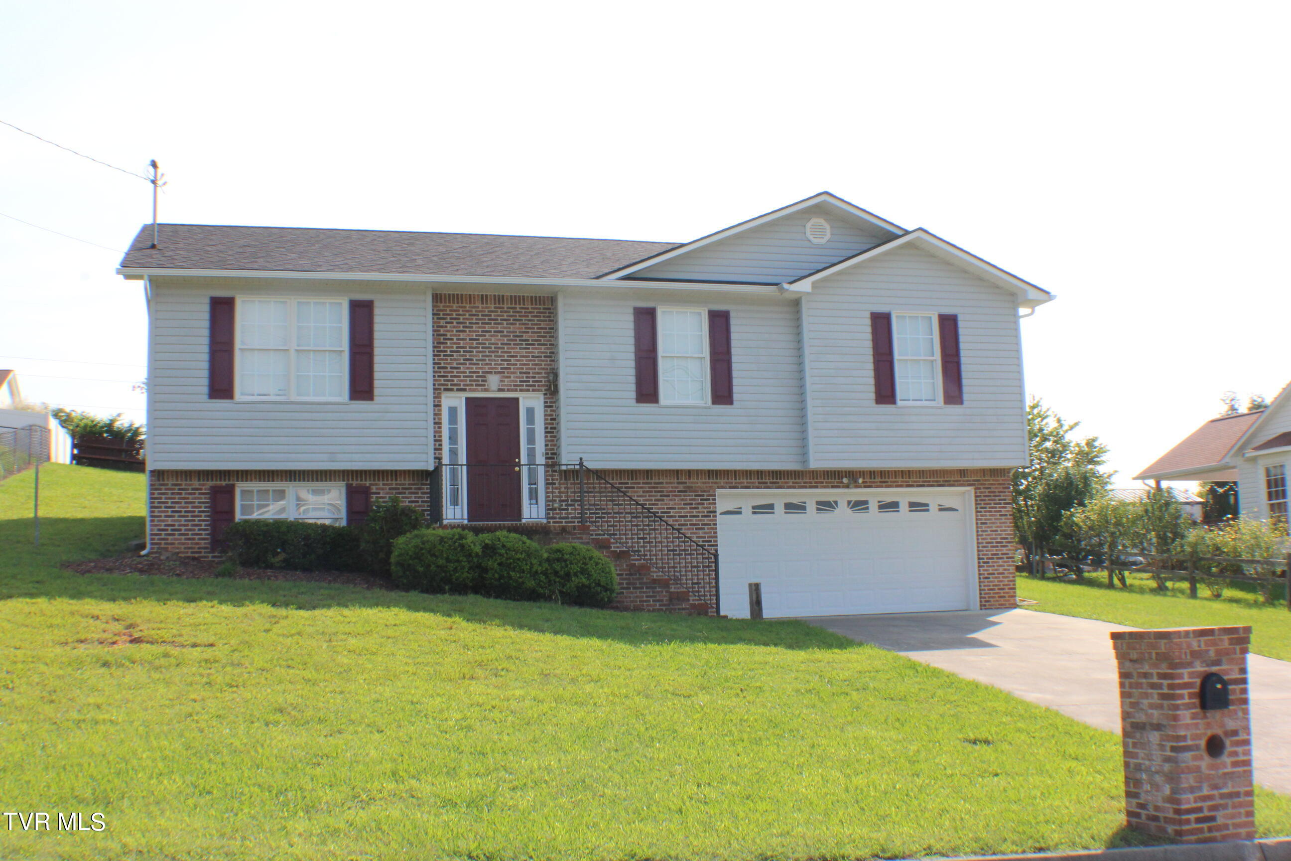 Indian Ridge Real Estate Listings Main Image