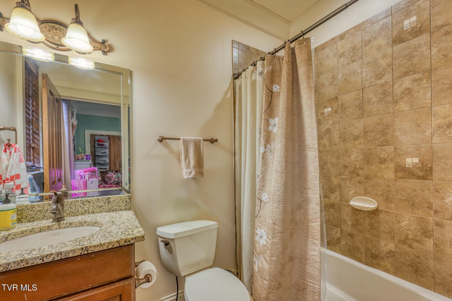 19 Sweetwater Court Property Photo 43