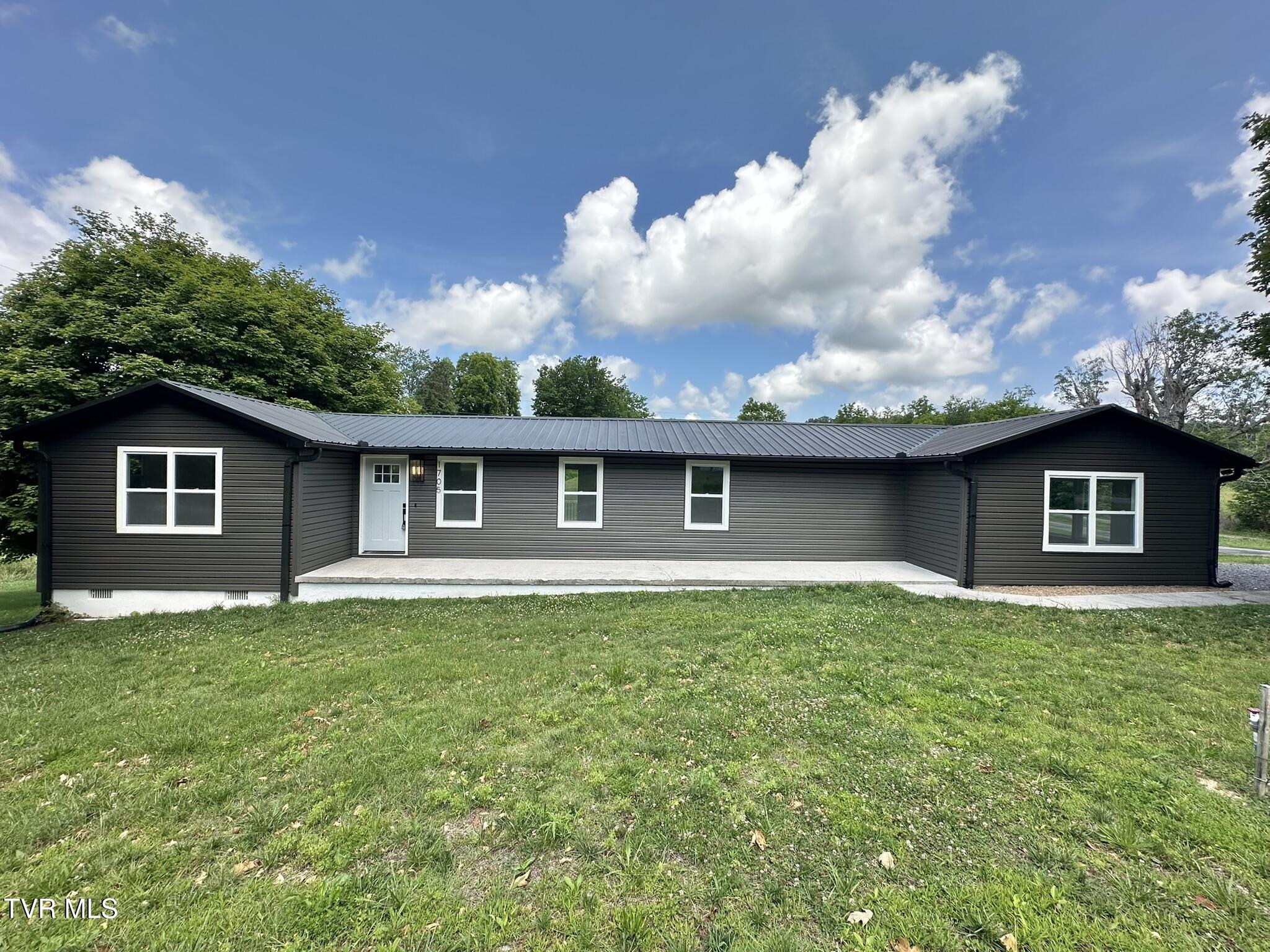 1705 Haire Road Property Photo 1