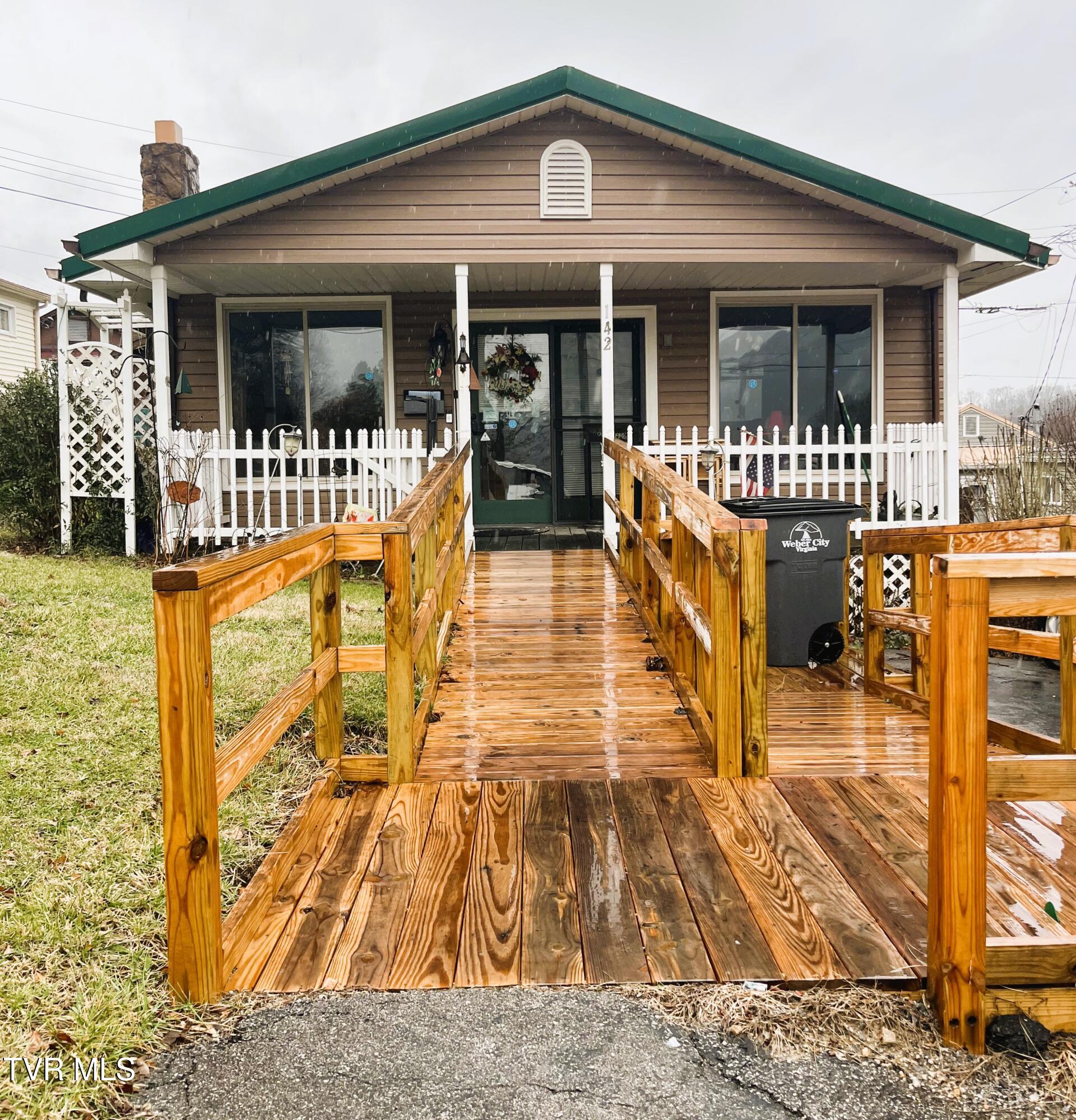 142 Joe Street Property Photo